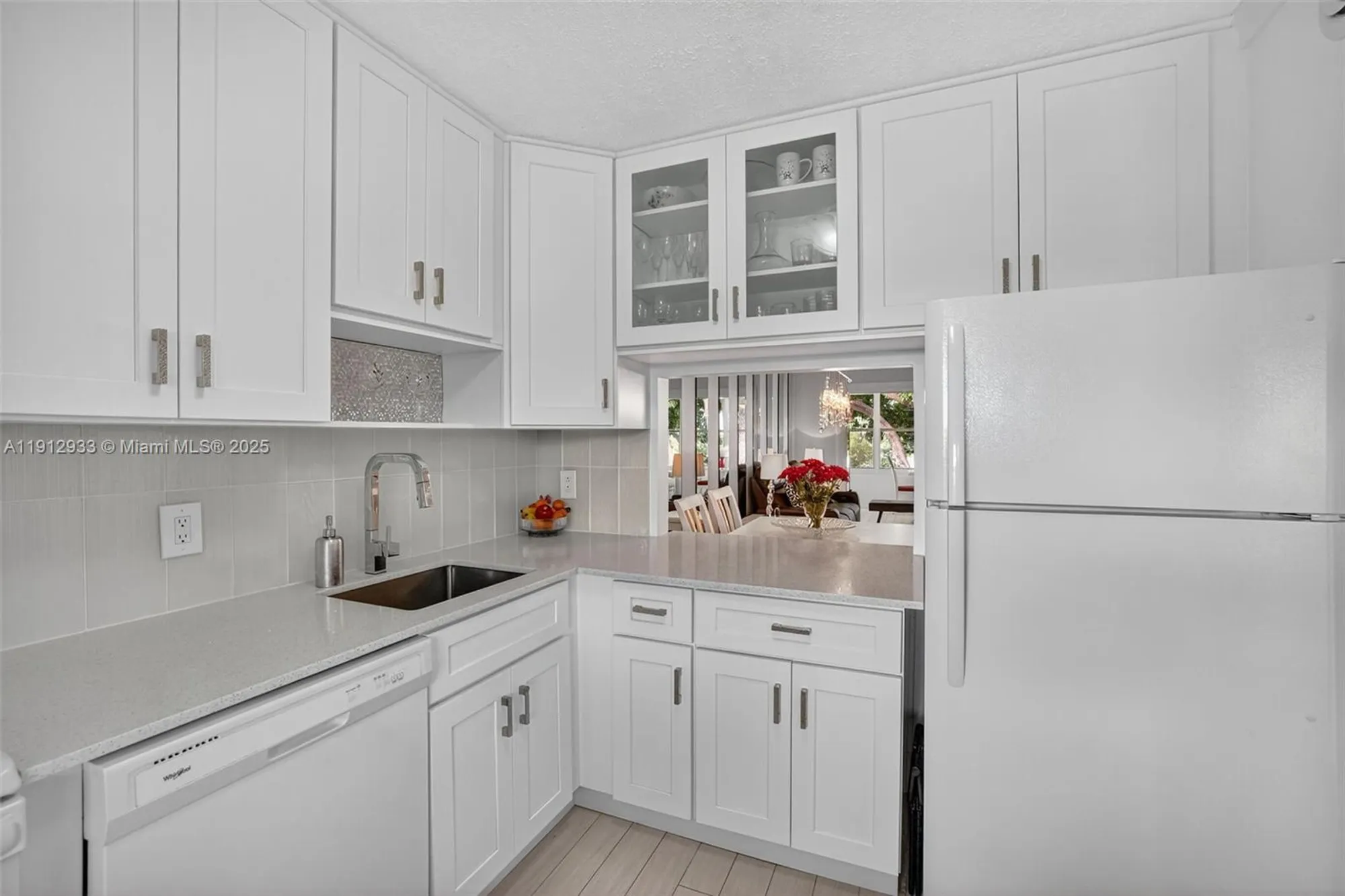 Property Slideshow image 16 of 43 | 7817 golf circle dr 305, Margate, FL, 33063