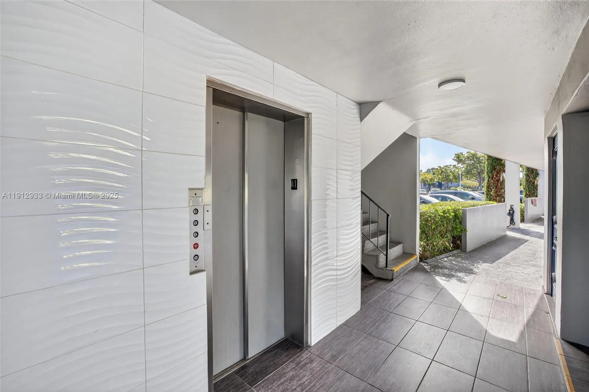 Property Slideshow image 30 of 43 | 7817 golf circle dr 305, Margate, FL, 33063