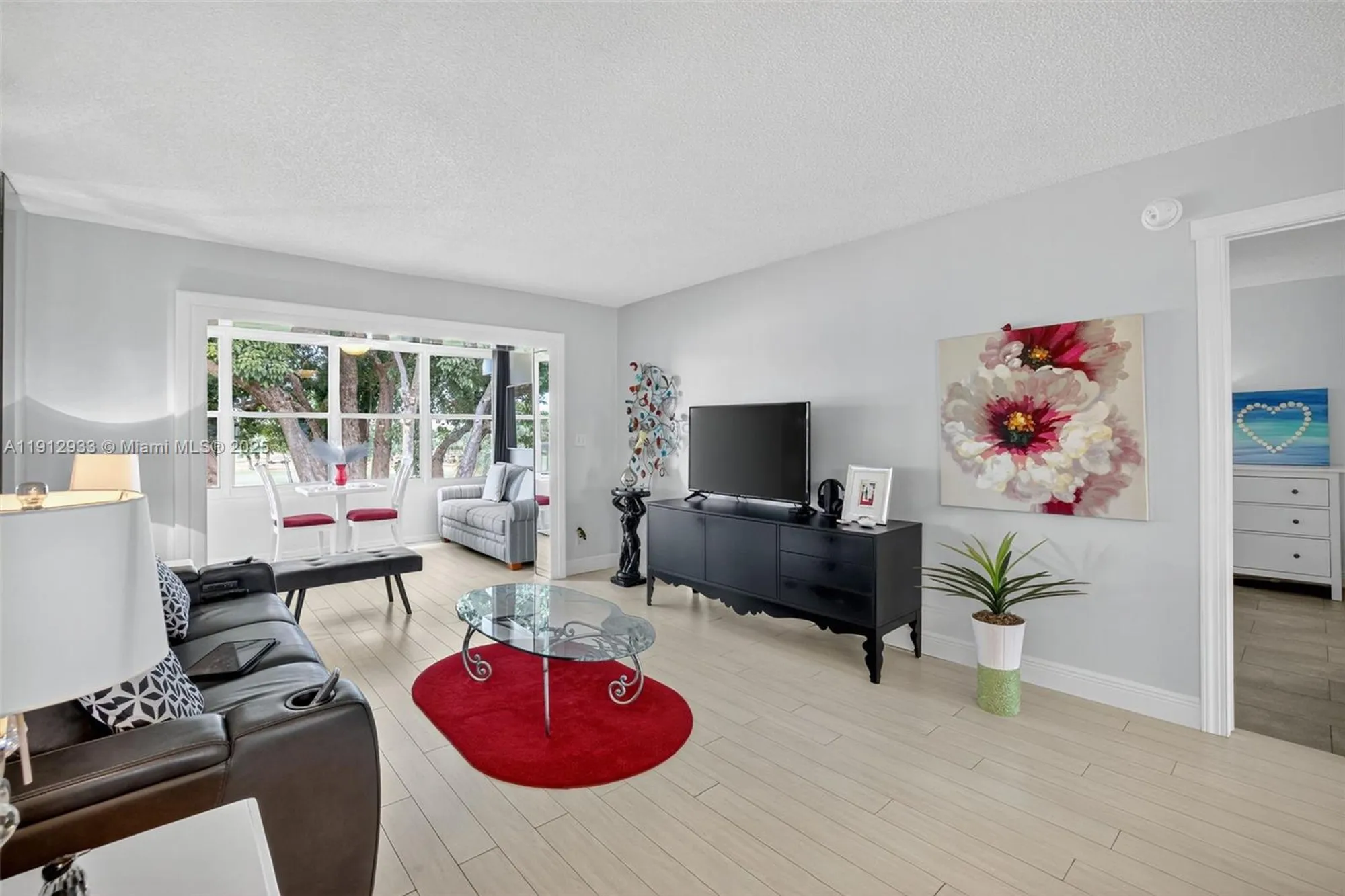 Property Slideshow image 4 of 43 | 7817 golf circle dr 305, Margate, FL, 33063