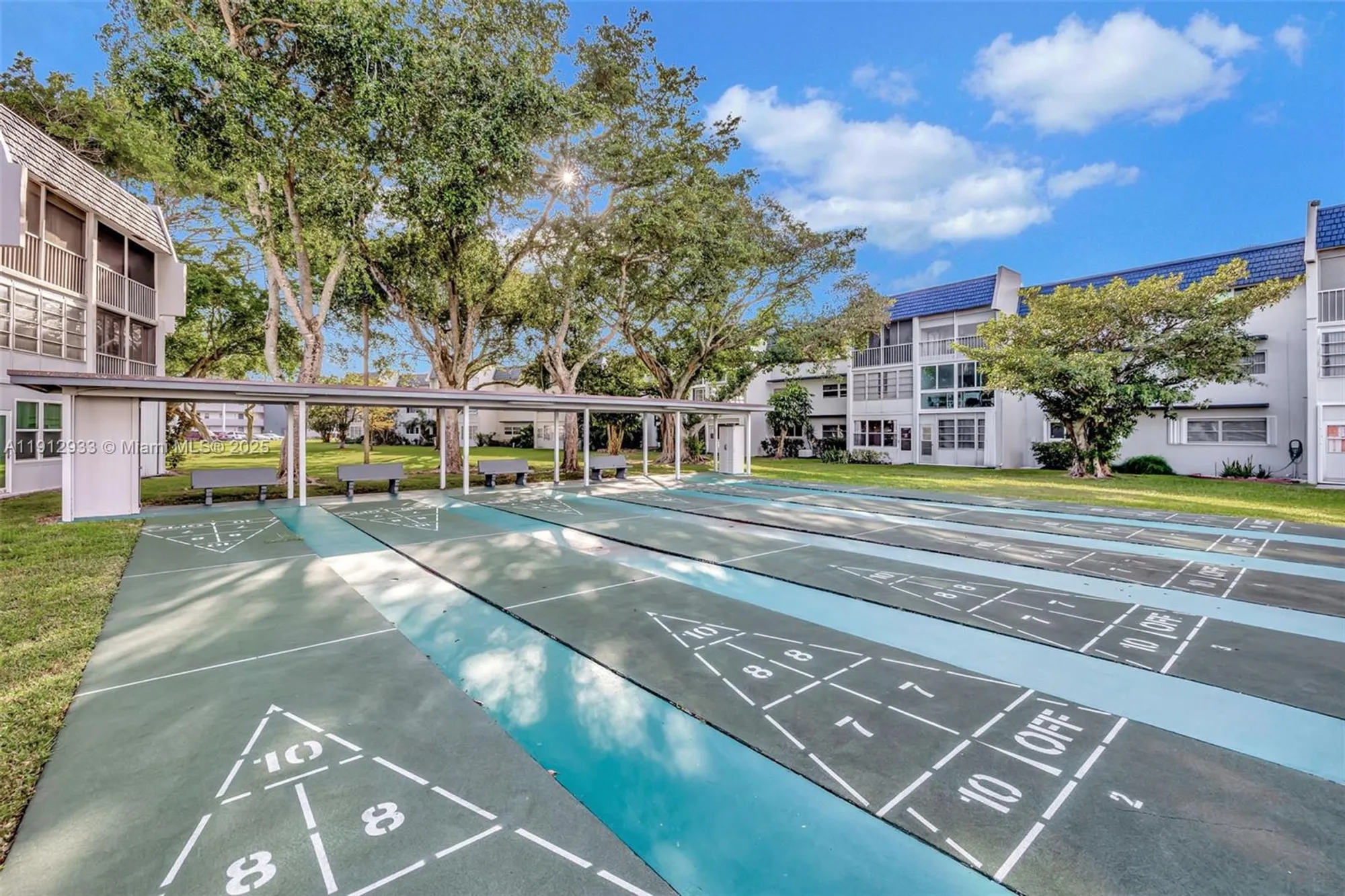 Property Slideshow image 42 of 43 | 7817 golf circle dr 305, Margate, FL, 33063