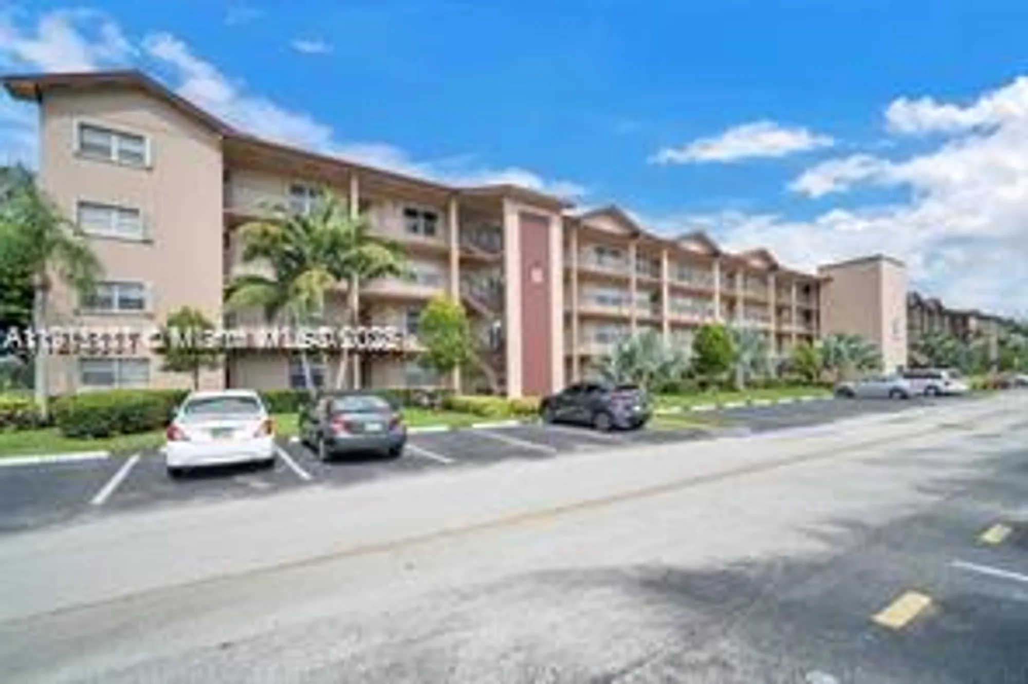 Property Slideshow image 12 of 13 | 300 sw 130th ter b412, Pembroke Pines, FL, 33027