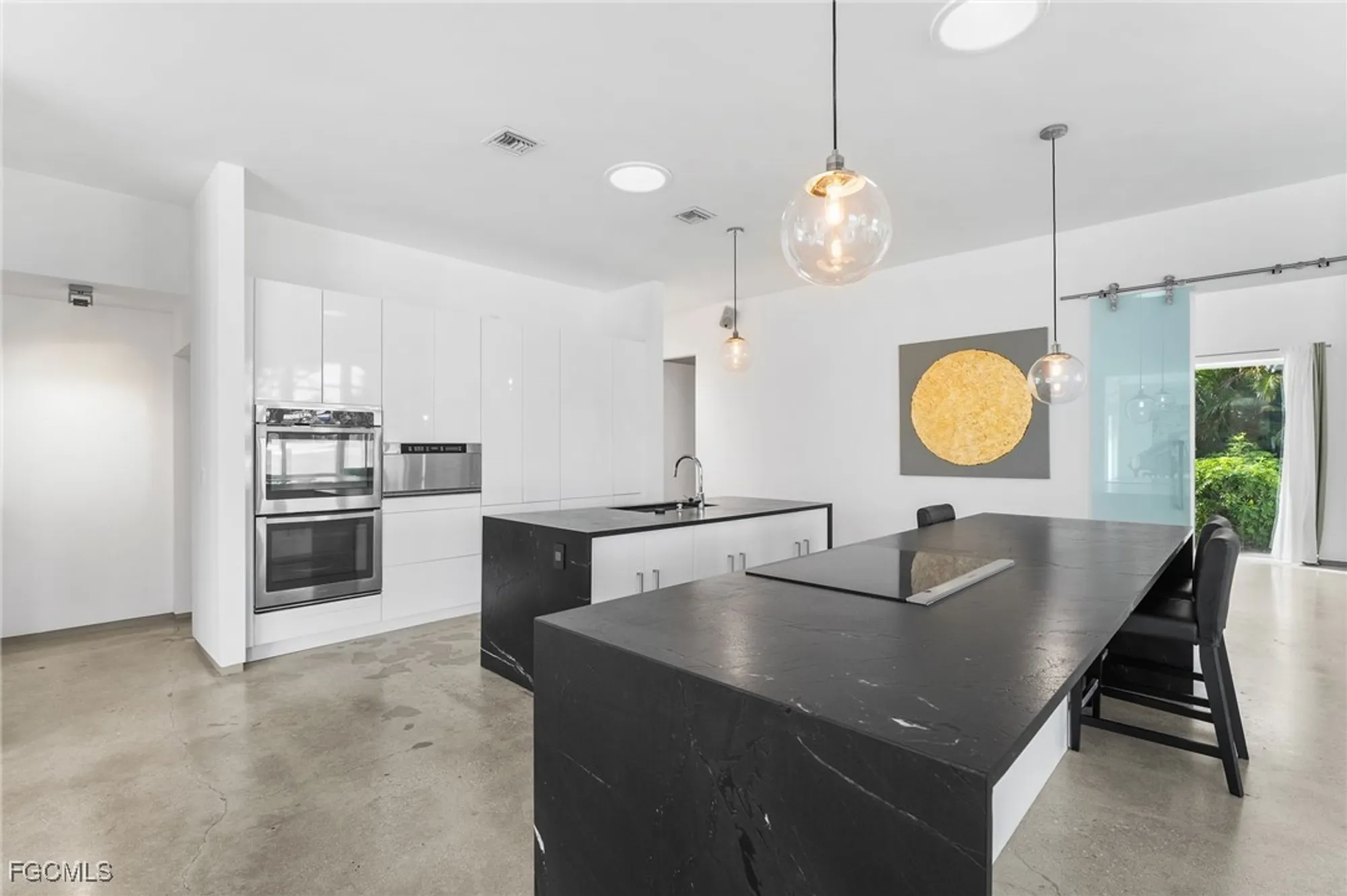 Property Slideshow image 18 of 50 | 11510 compass point dr, Fort Myers, FL, 33908