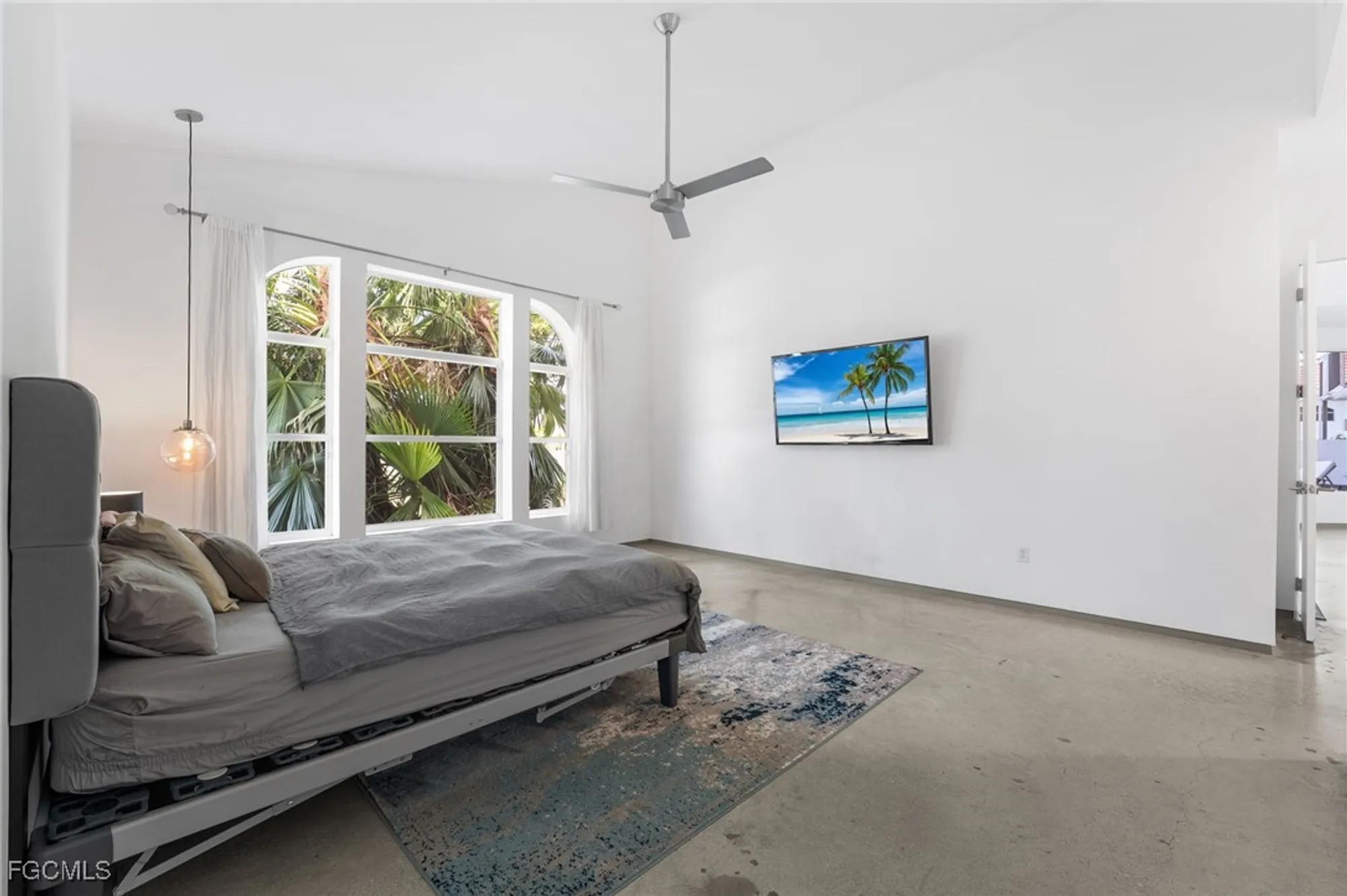 Property Slideshow image 22 of 50 | 11510 compass point dr, Fort Myers, FL, 33908