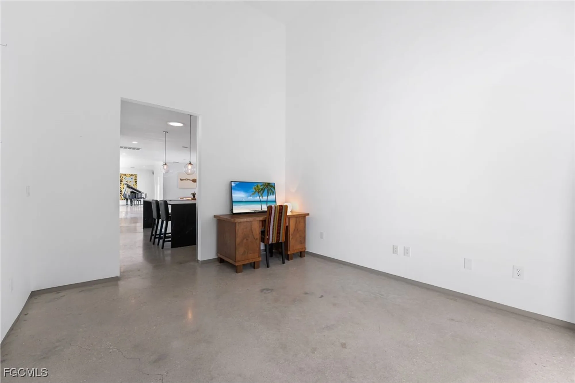 Property Slideshow image 35 of 50 | 11510 compass point dr, Fort Myers, FL, 33908