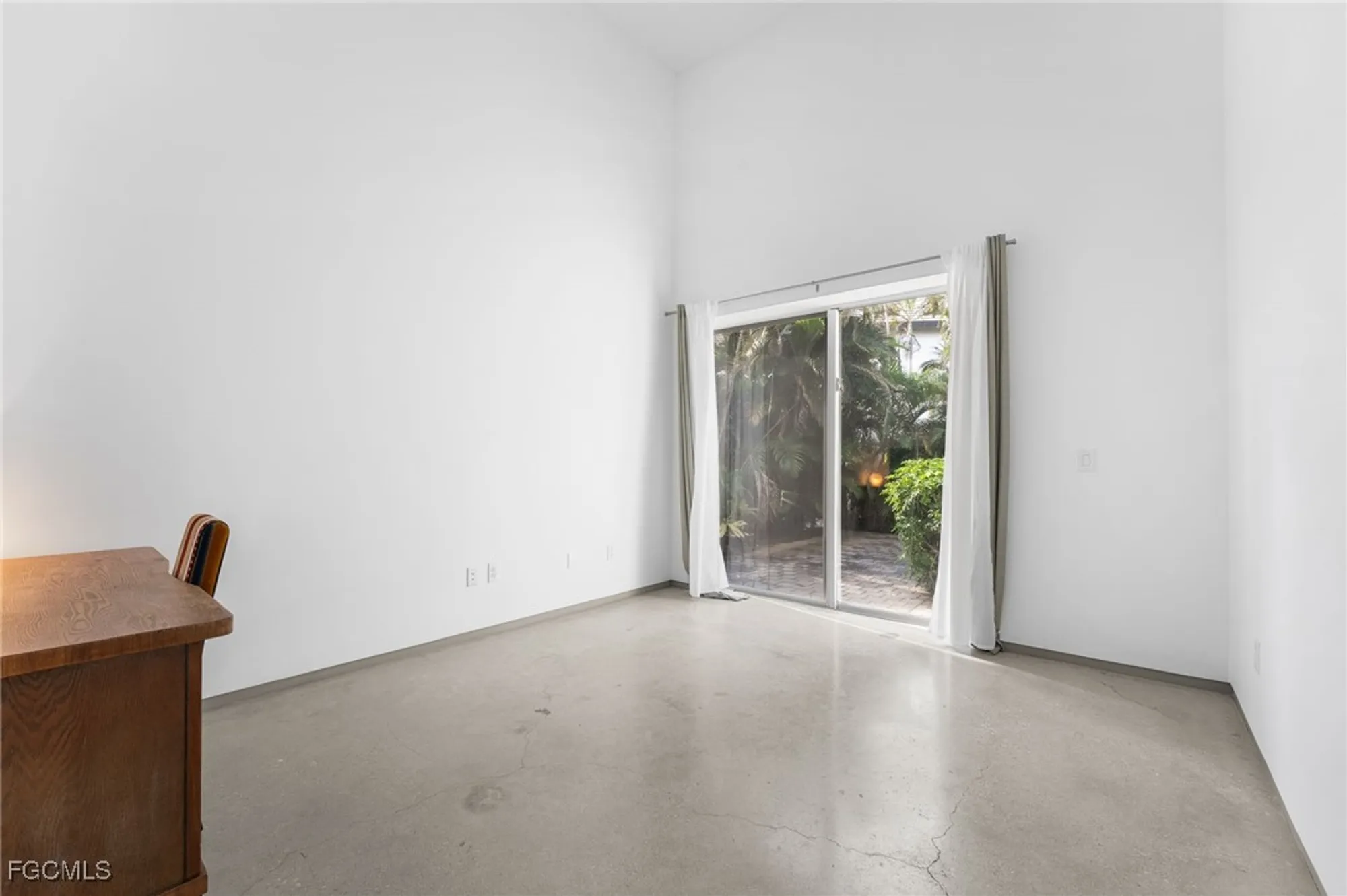 Property Slideshow image 36 of 50 | 11510 compass point dr, Fort Myers, FL, 33908