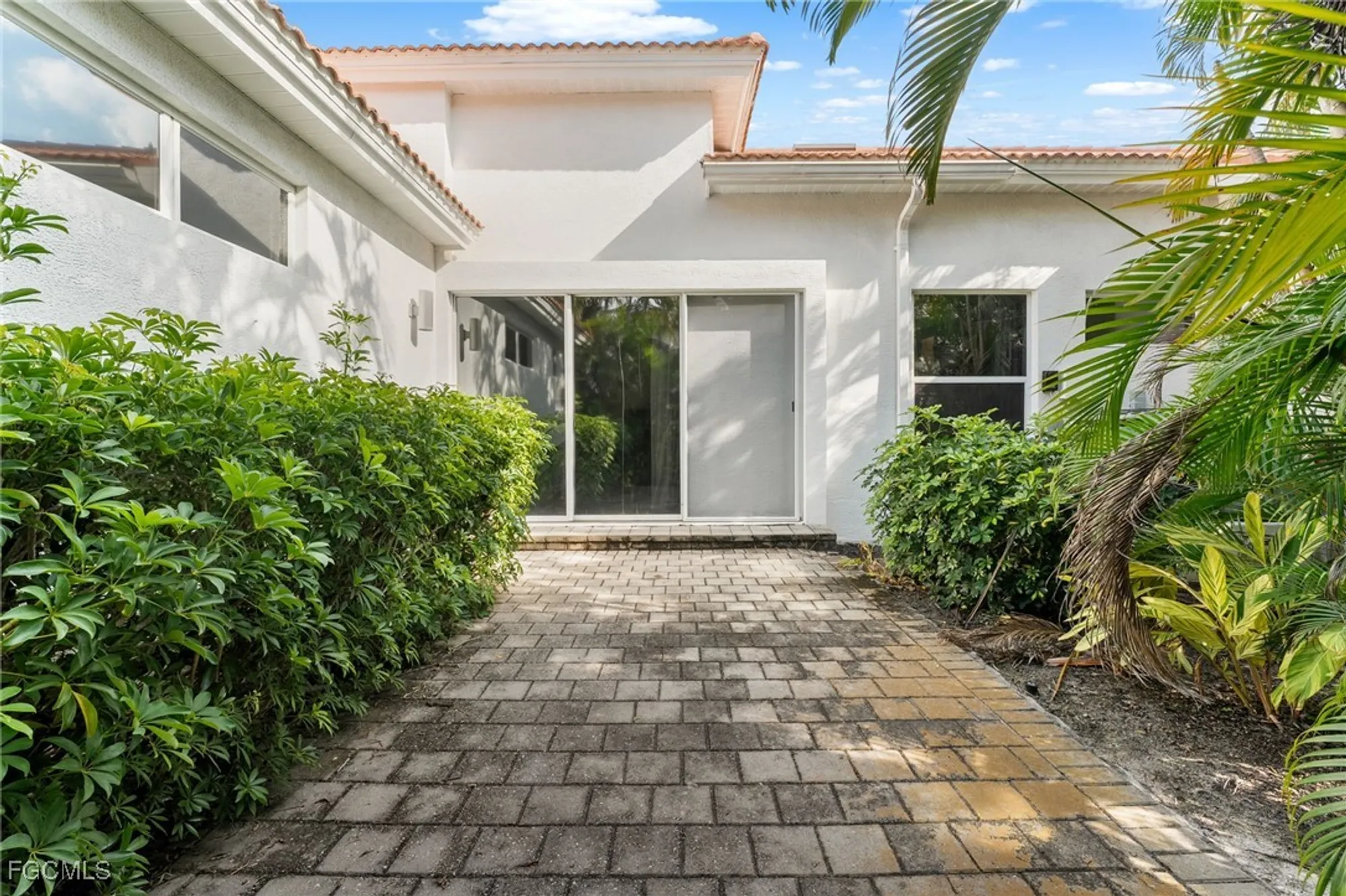 Property Slideshow image 37 of 50 | 11510 compass point dr, Fort Myers, FL, 33908
