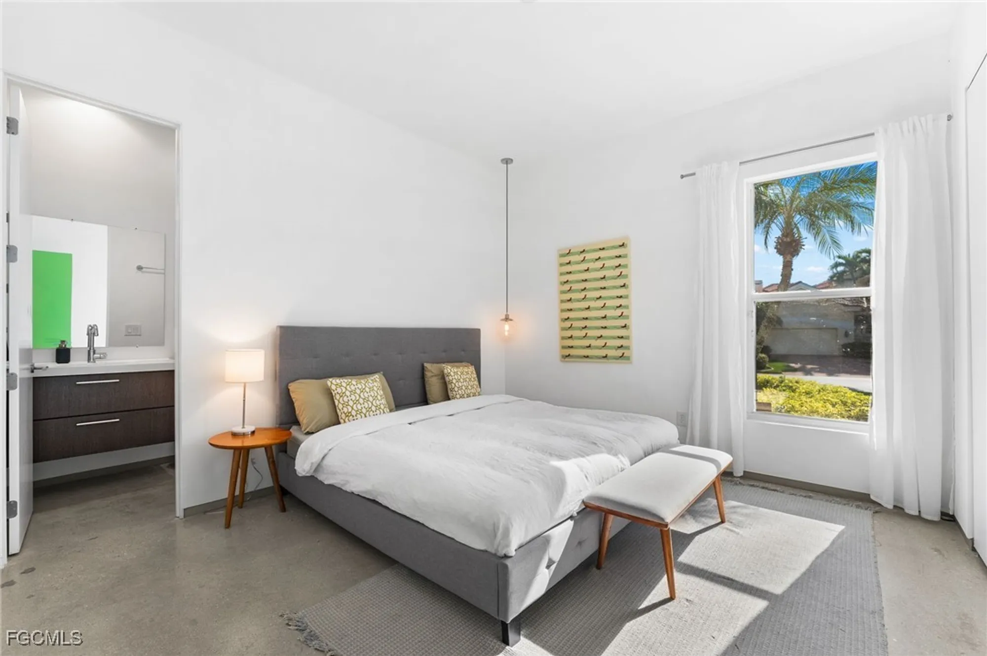 Property Slideshow image 30 of 50 | 11510 compass point dr, Fort Myers, FL, 33908