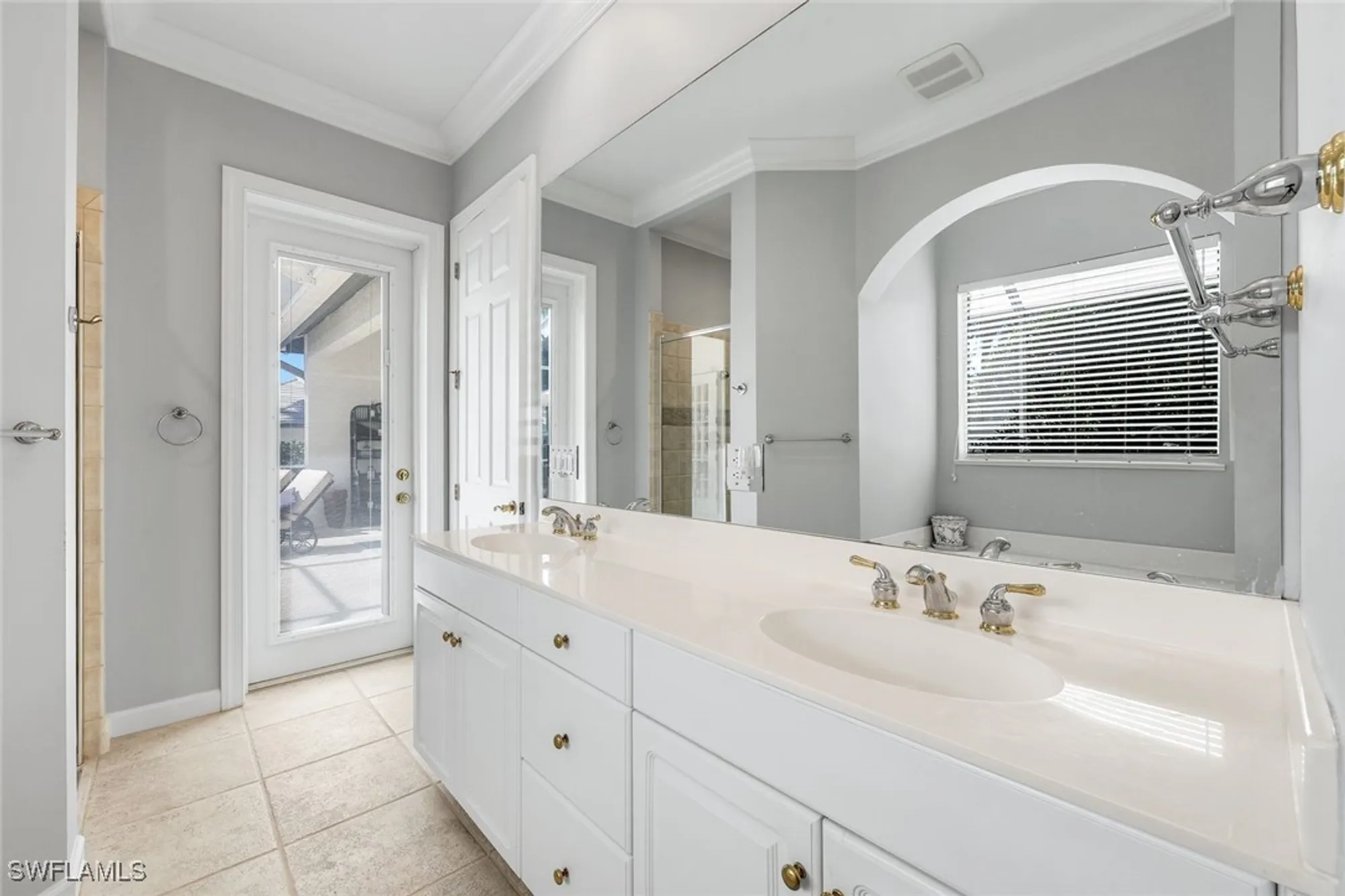 Property Slideshow image 24 of 50 | 27425 arbor strand dr, Bonita Springs, FL, 34134