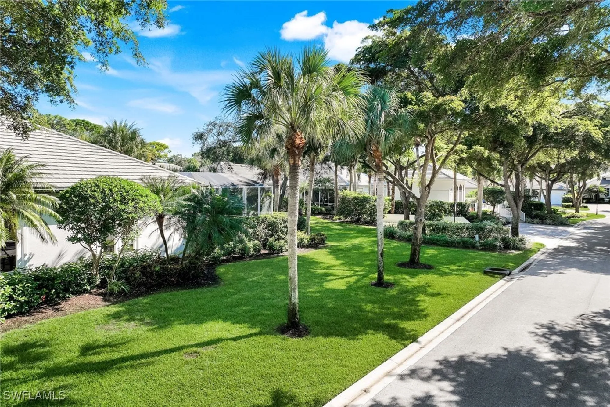 Property Slideshow image 35 of 50 | 27425 arbor strand dr, Bonita Springs, FL, 34134