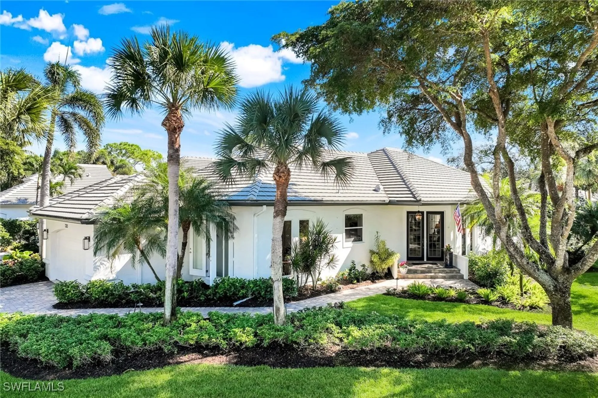 Property Slideshow image 32 of 50 | 27425 arbor strand dr, Bonita Springs, FL, 34134