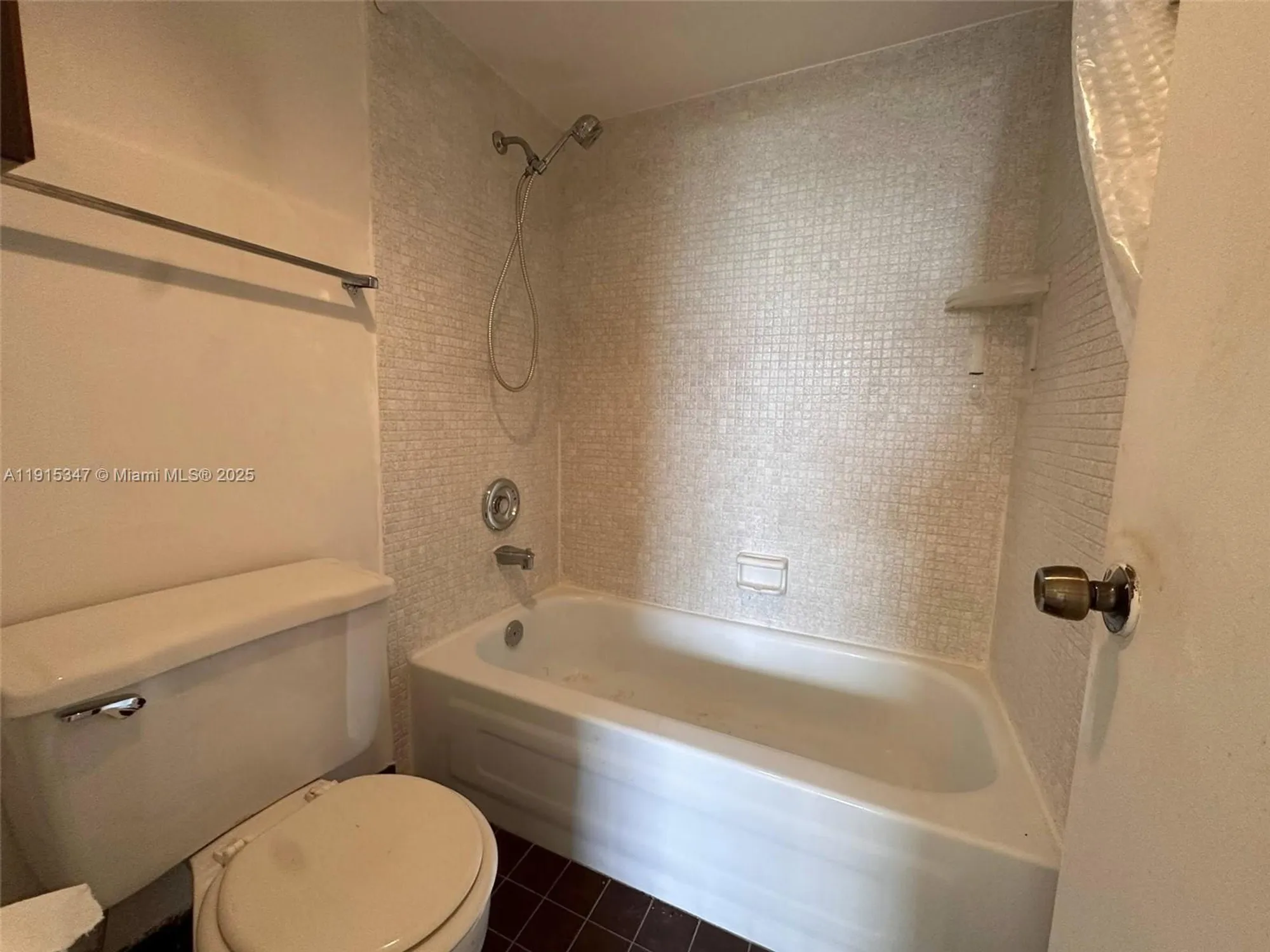 Property Slideshow image 26 of 38 | 9090 lime bay blvd 106, Tamarac, FL, 33321