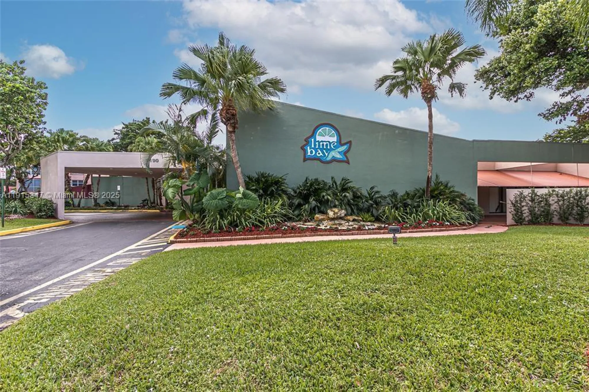 Property Slideshow image 35 of 38 | 9090 lime bay blvd 106, Tamarac, FL, 33321