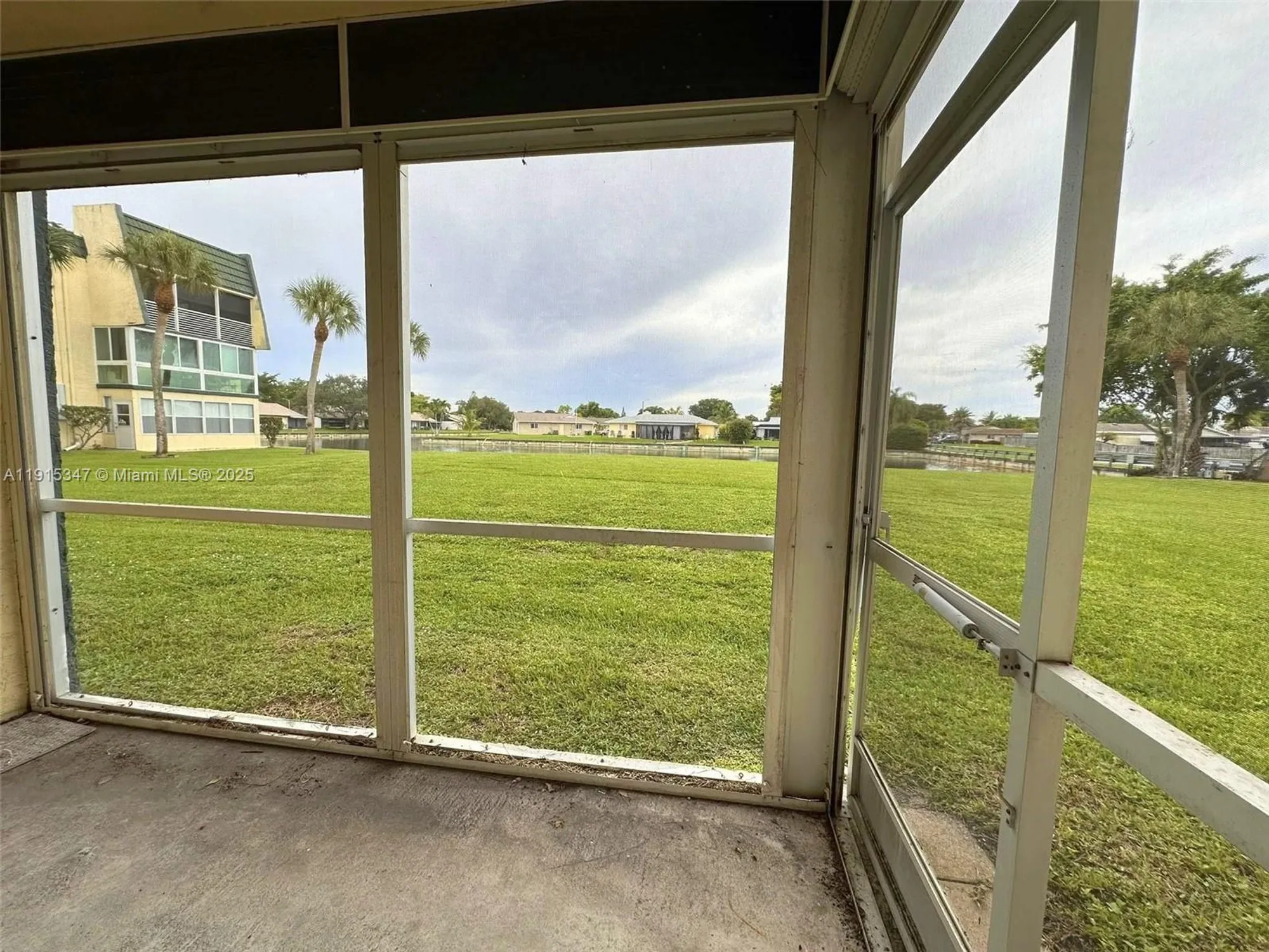 Property Slideshow image 6 of 38 | 9090 lime bay blvd 106, Tamarac, FL, 33321