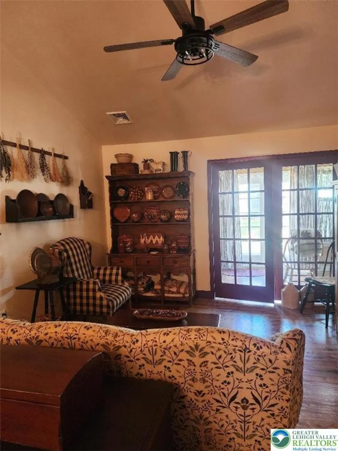 Property Slideshow image 15 of 22 | 2735 upstream farm rd, Forks Twp, PA, 18040