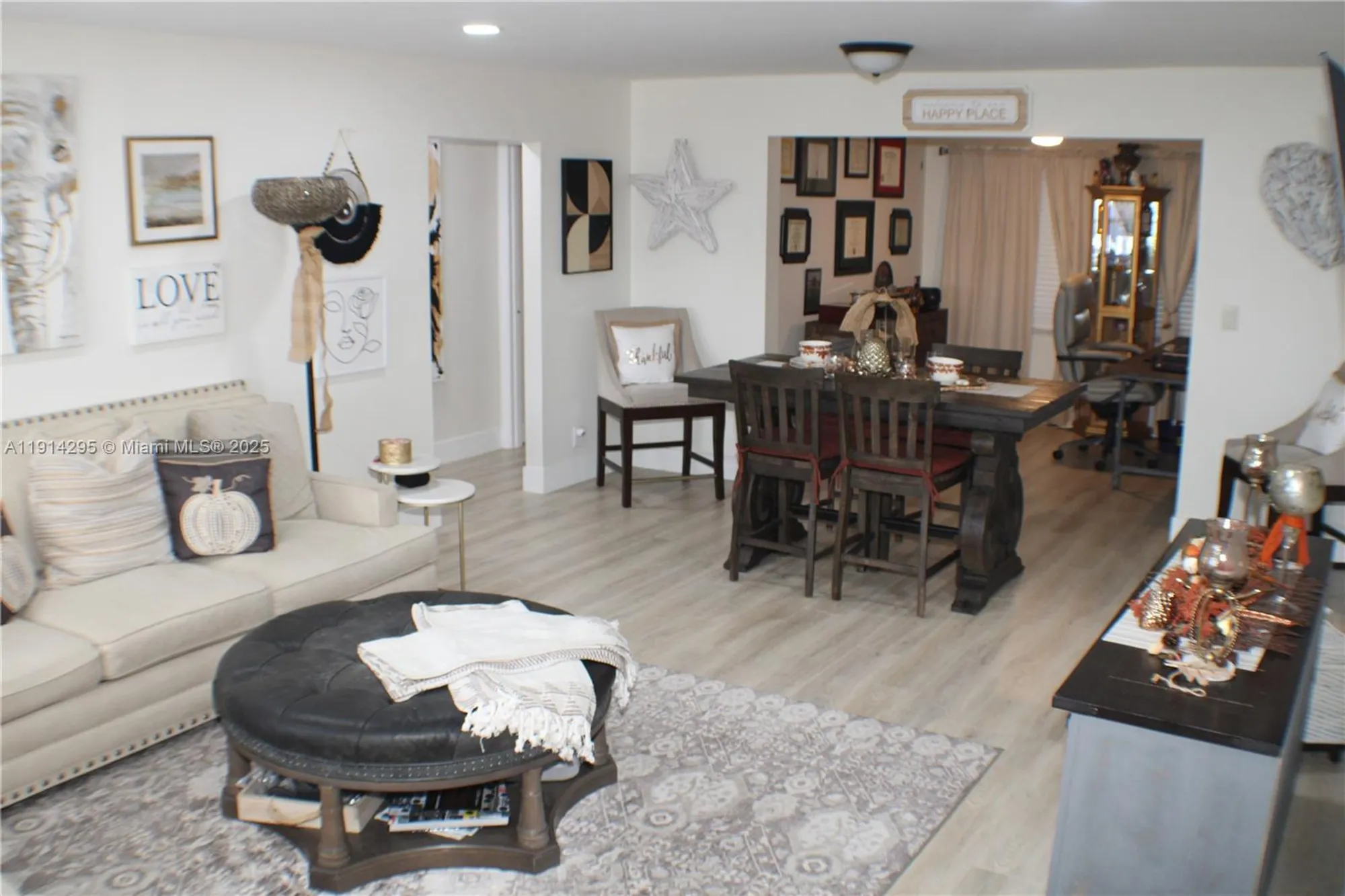 Property Slideshow image 4 of 30 | 1511 alfred dr, Boynton Beach, FL, 33426