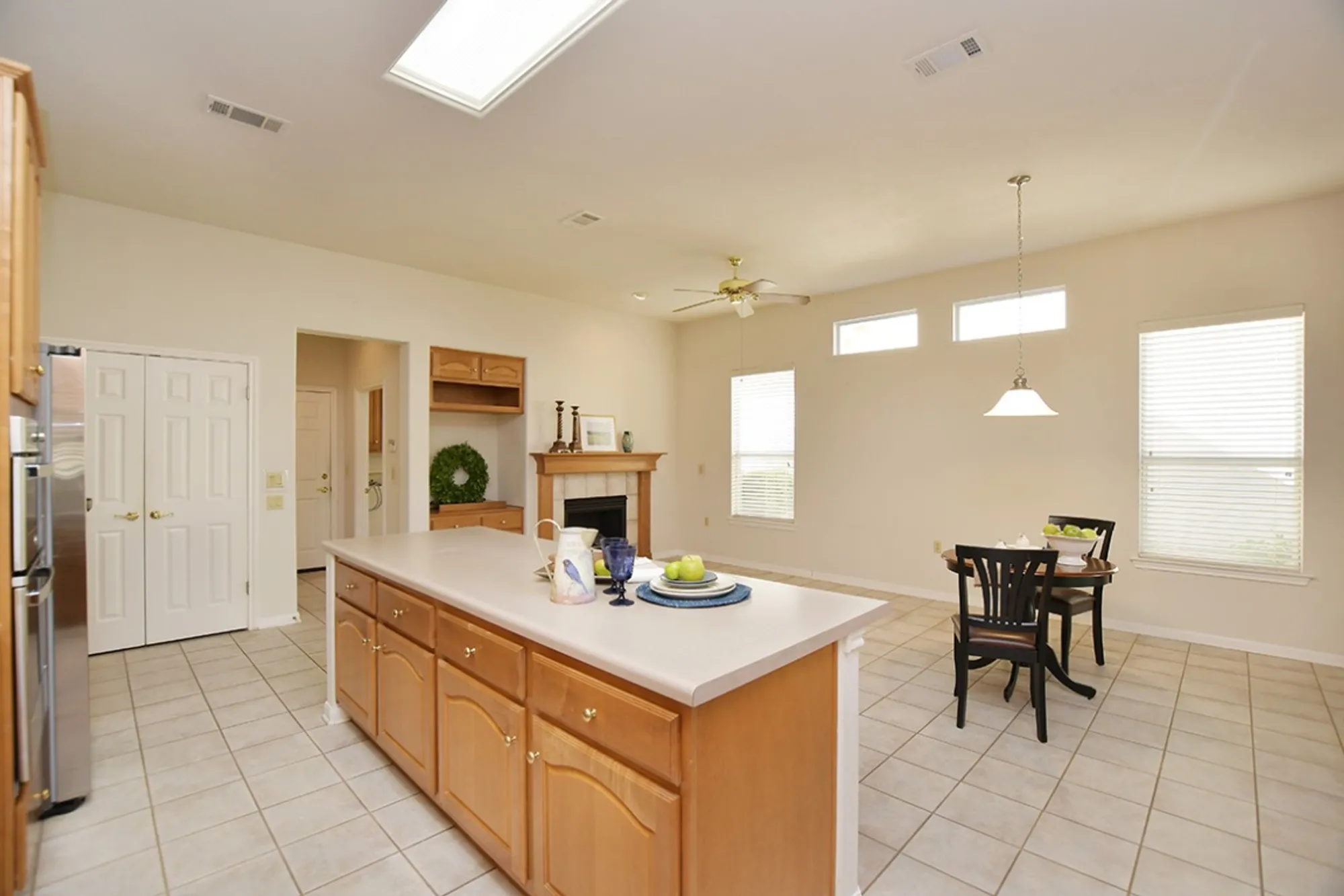 Property Slideshow image 14 of 30 | 108 high trail dr, Georgetown, TX, 78633