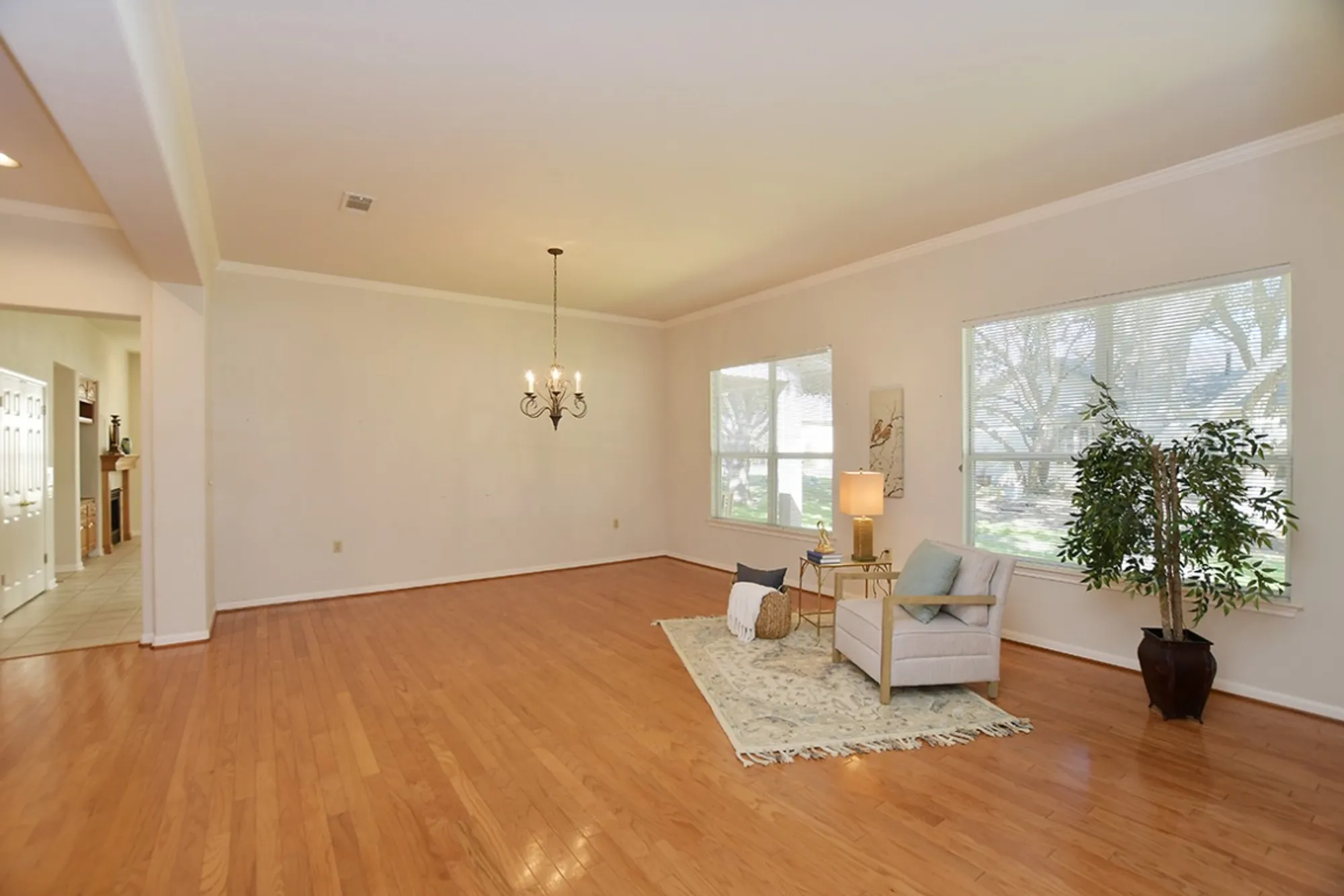 Property Slideshow image 7 of 30 | 108 high trail dr, Georgetown, TX, 78633