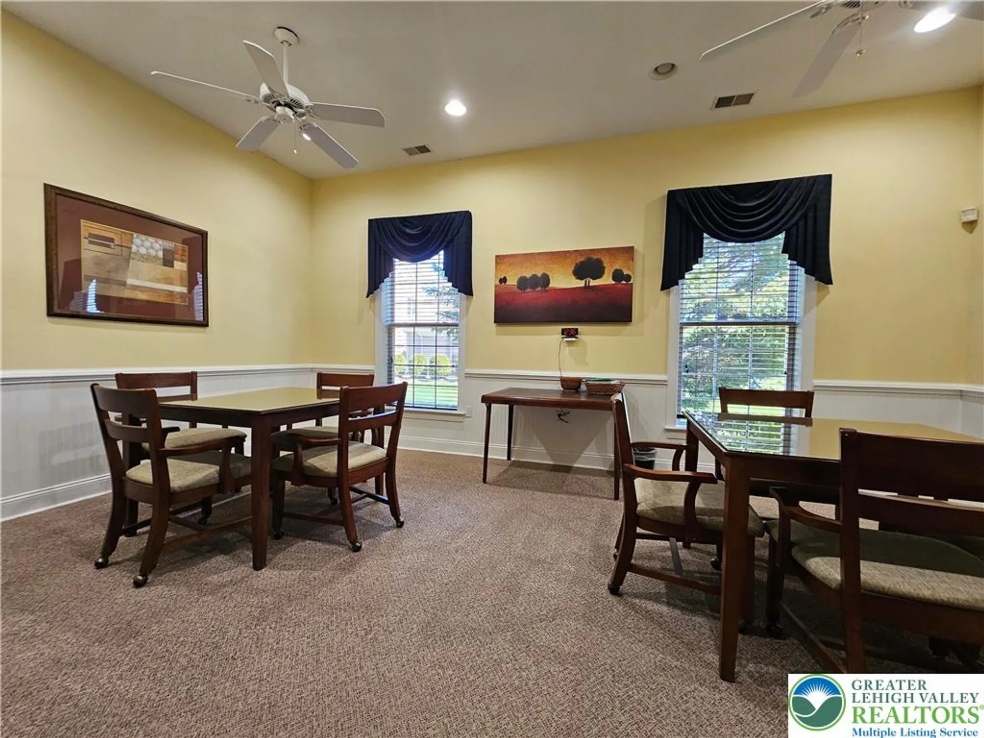 Property Slideshow image 29 of 37 | 5 canterbury ln, Palmer Twp, PA, 18045
