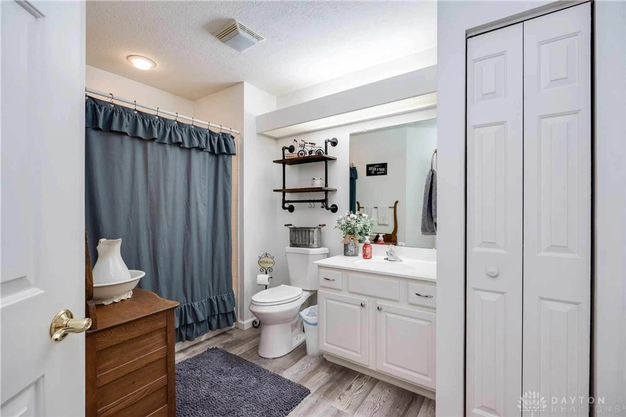 Property Slideshow image 27 of 34 | 5077 crescent ridge dr 7, Clayton, OH, 45315