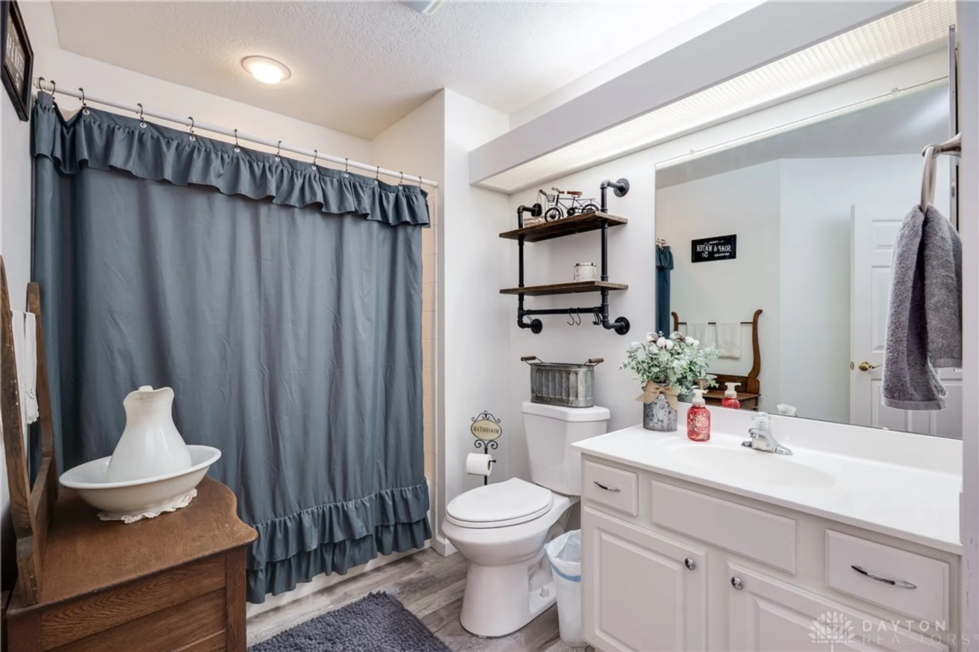 Property Slideshow image 28 of 34 | 5077 crescent ridge dr 7, Clayton, OH, 45315