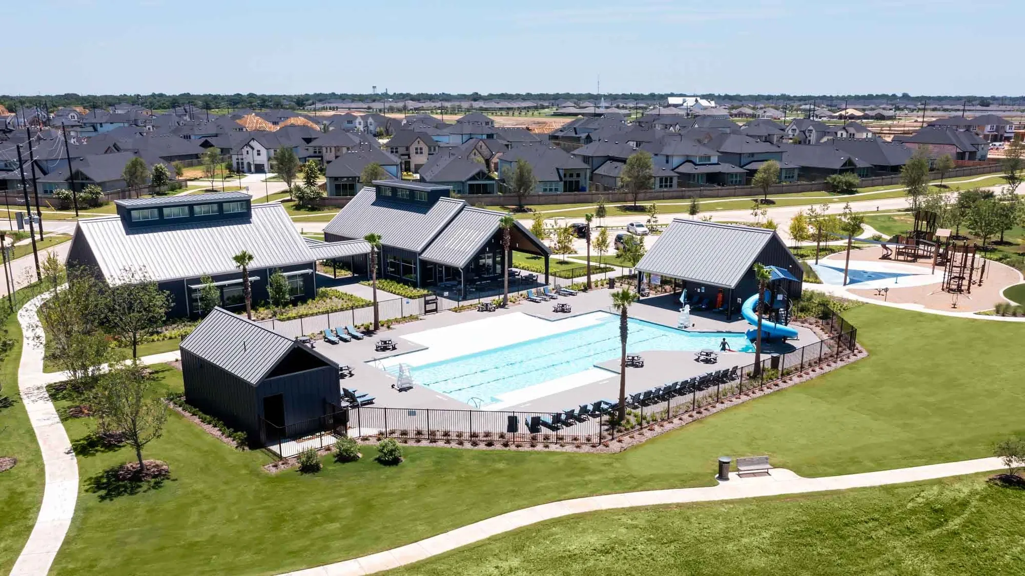 Property Slideshow image 7 of 12 | 7911 oakside ct, Fulshear, TX, 77441