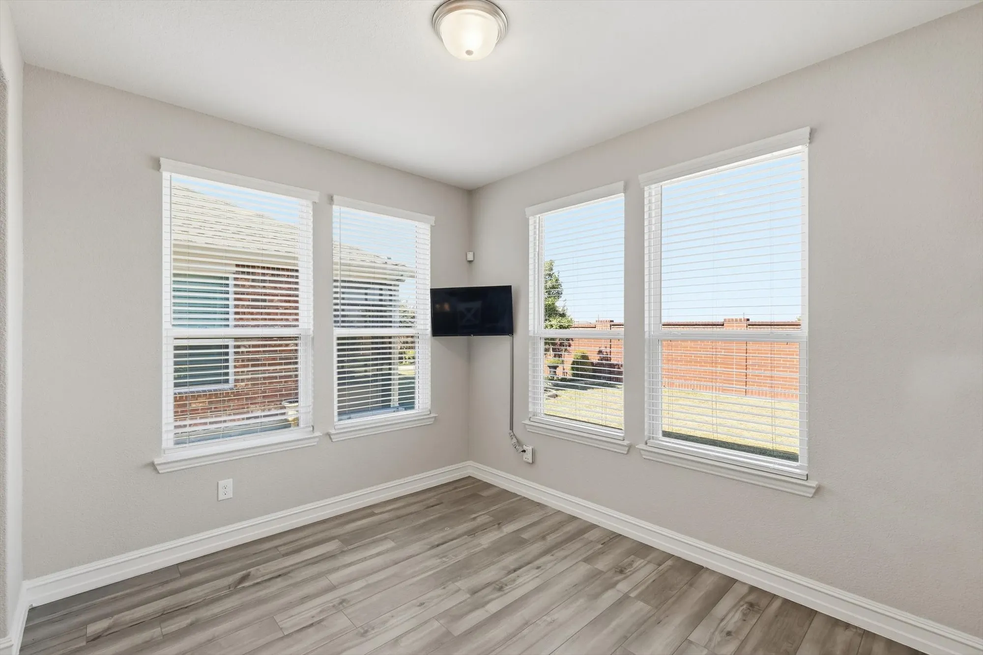 Property Slideshow image 14 of 40 | 1678 bentwater ln, Frisco, TX, 75036