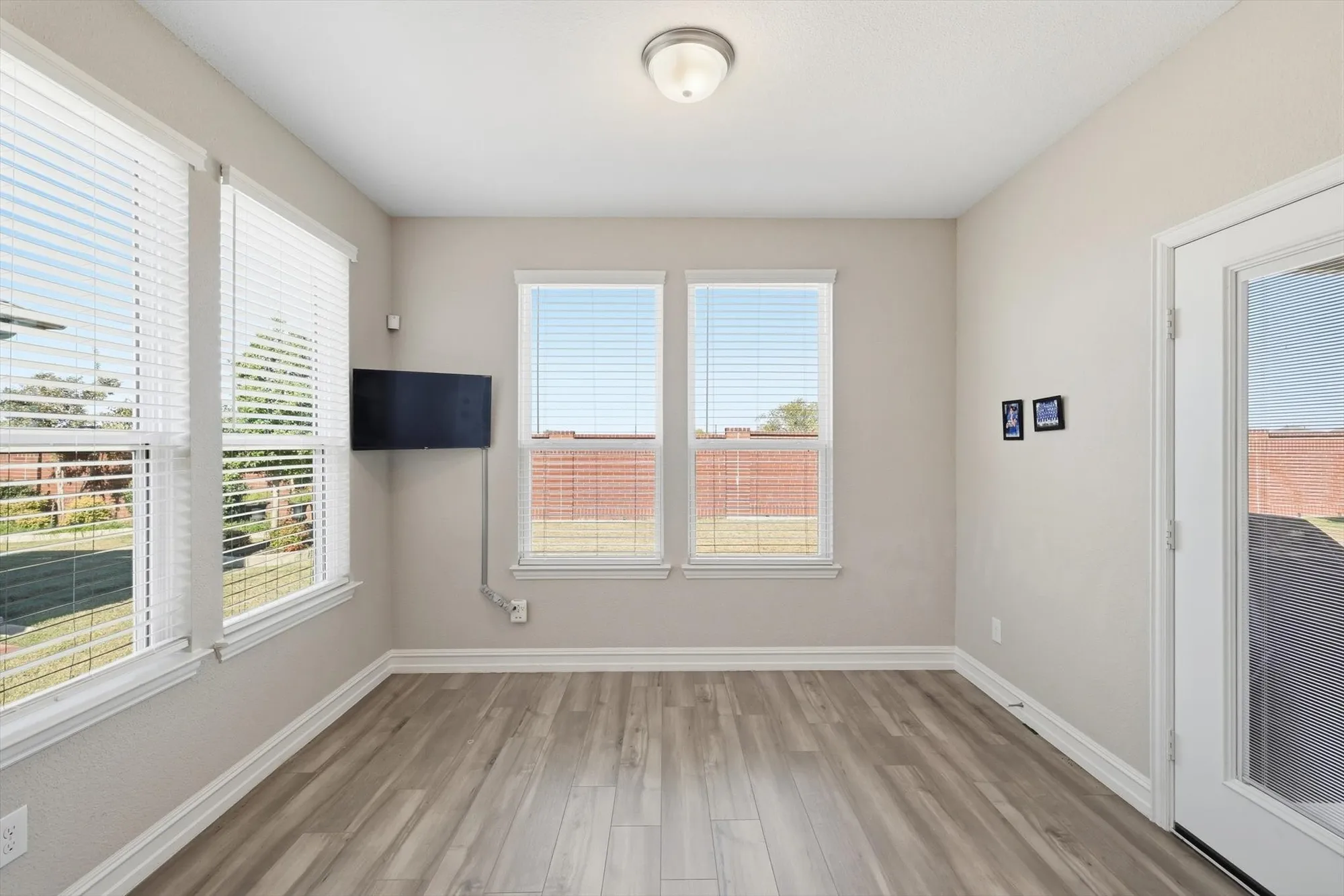 Property Slideshow image 15 of 40 | 1678 bentwater ln, Frisco, TX, 75036