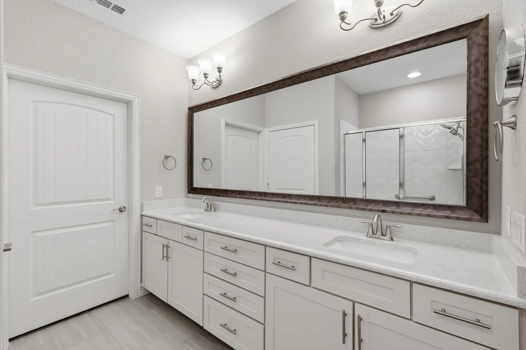 Property Slideshow image 17 of 40 | 1678 bentwater ln, Frisco, TX, 75036