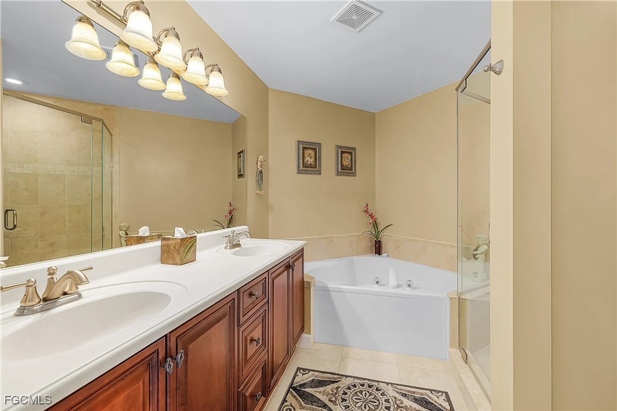 Property Slideshow image 17 of 30 | 11261 jacana ct 1807, Fort Myers, FL, 33908