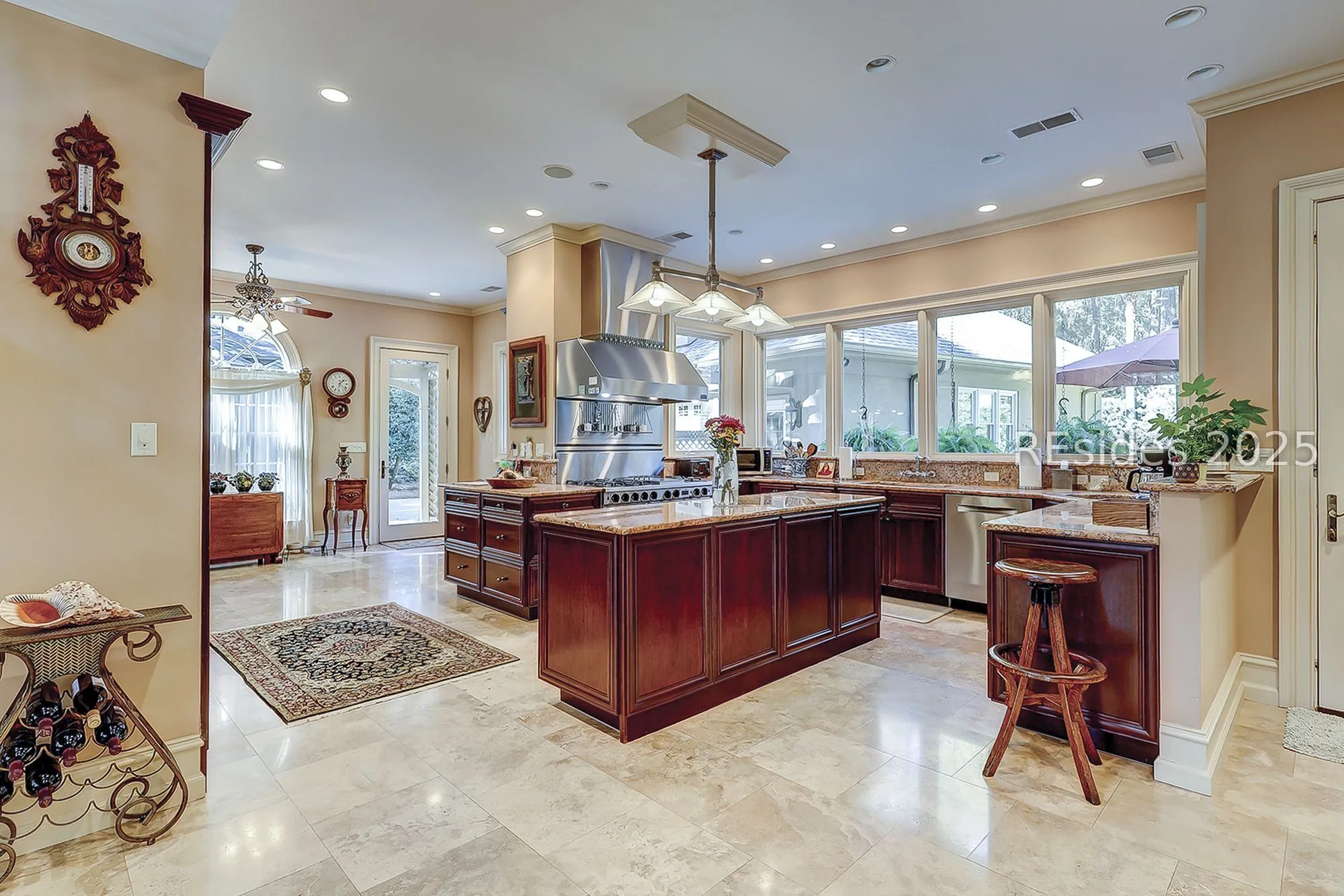 Property Slideshow image 22 of 60 | 7 ivory gull pl, Hilton Head Island, SC, 29926