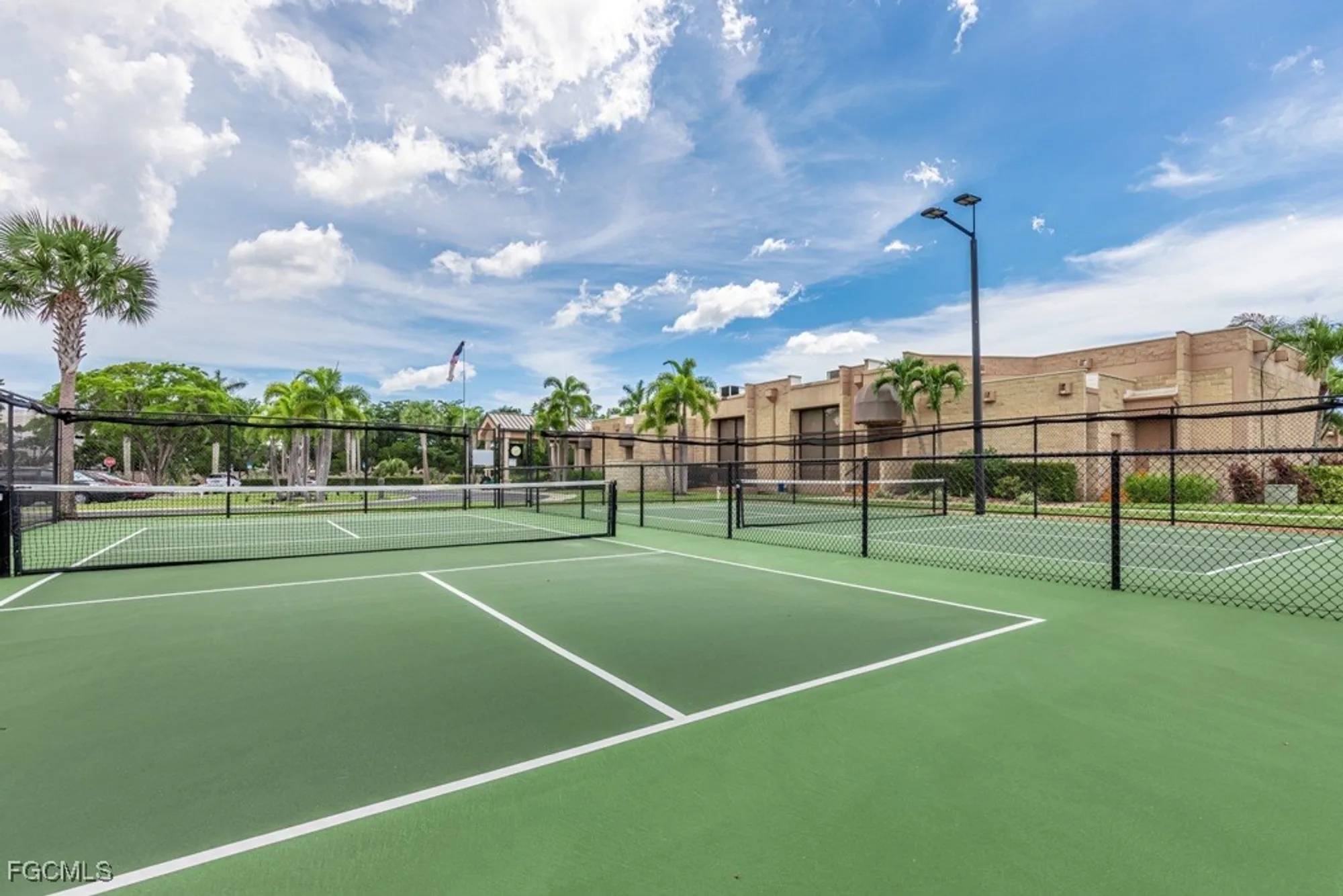 Property Slideshow image 24 of 28 | 1747 pebble beach dr 315, Fort Myers, FL, 33907