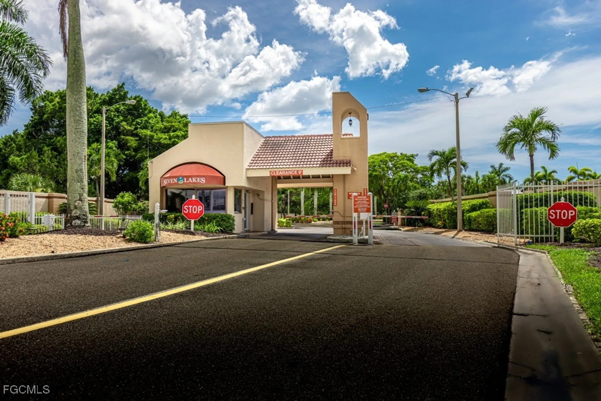 Property Slideshow image 21 of 28 | 1747 pebble beach dr 315, Fort Myers, FL, 33907