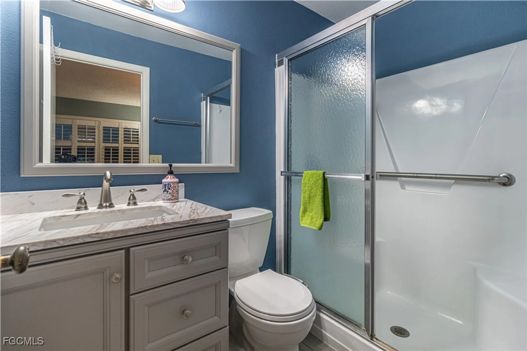 Property Slideshow image 8 of 28 | 1747 pebble beach dr 315, Fort Myers, FL, 33907