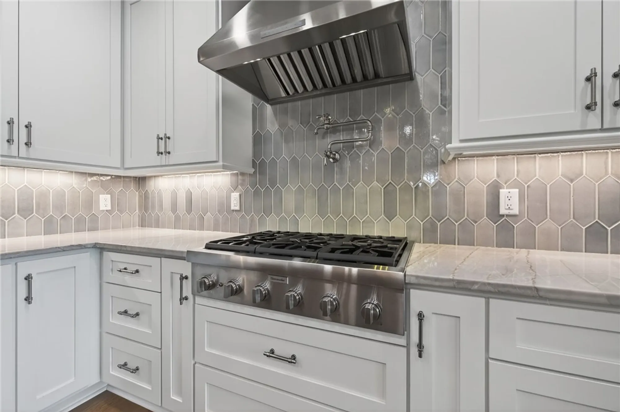 Property Slideshow image 12 of 44 | 169 waterton, Williamsburg, VA, 23188