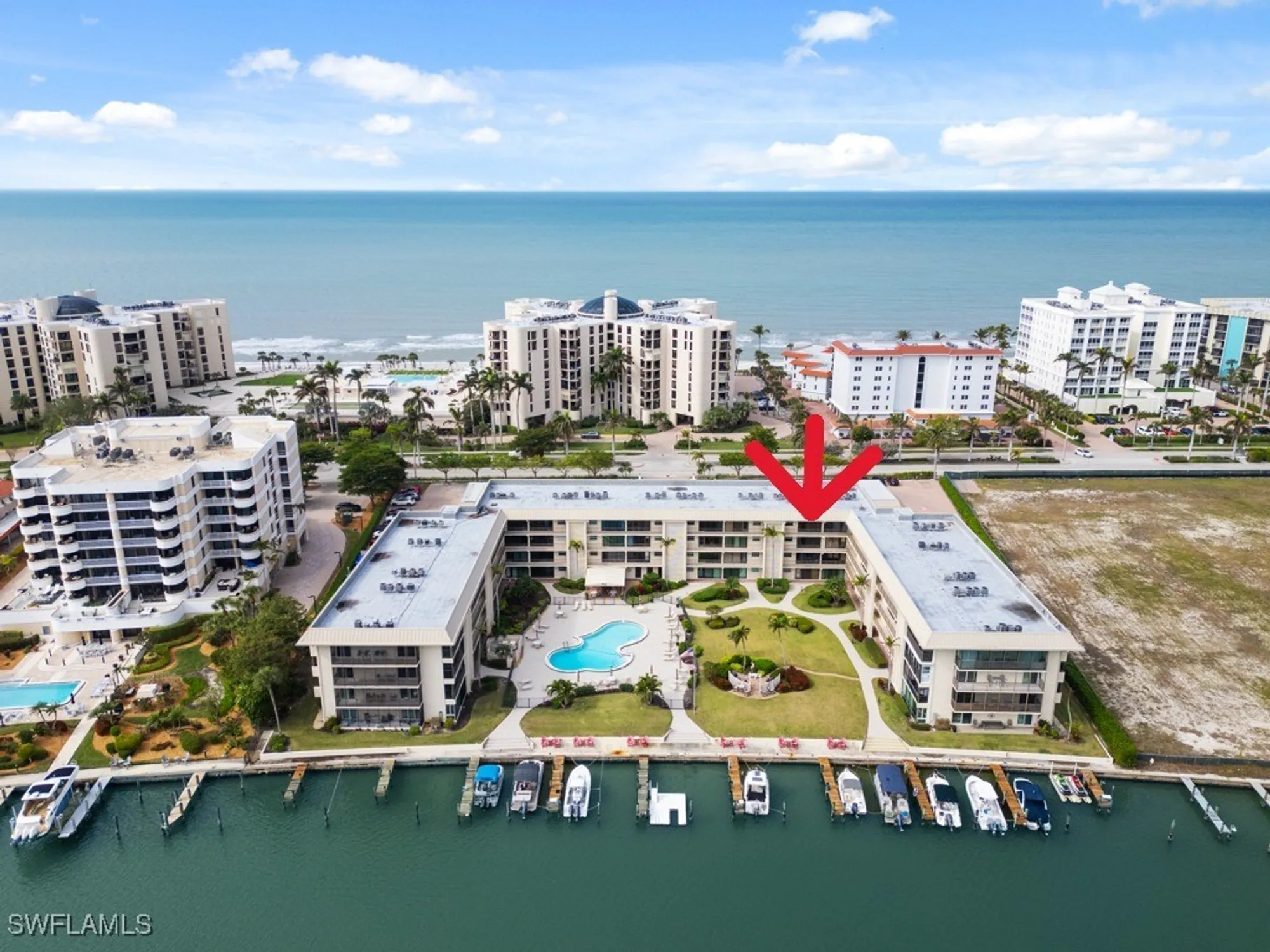 Property Slideshow image 22 of 29 | 3200 gulf shore blvd n apt 407, Naples, FL, 34103