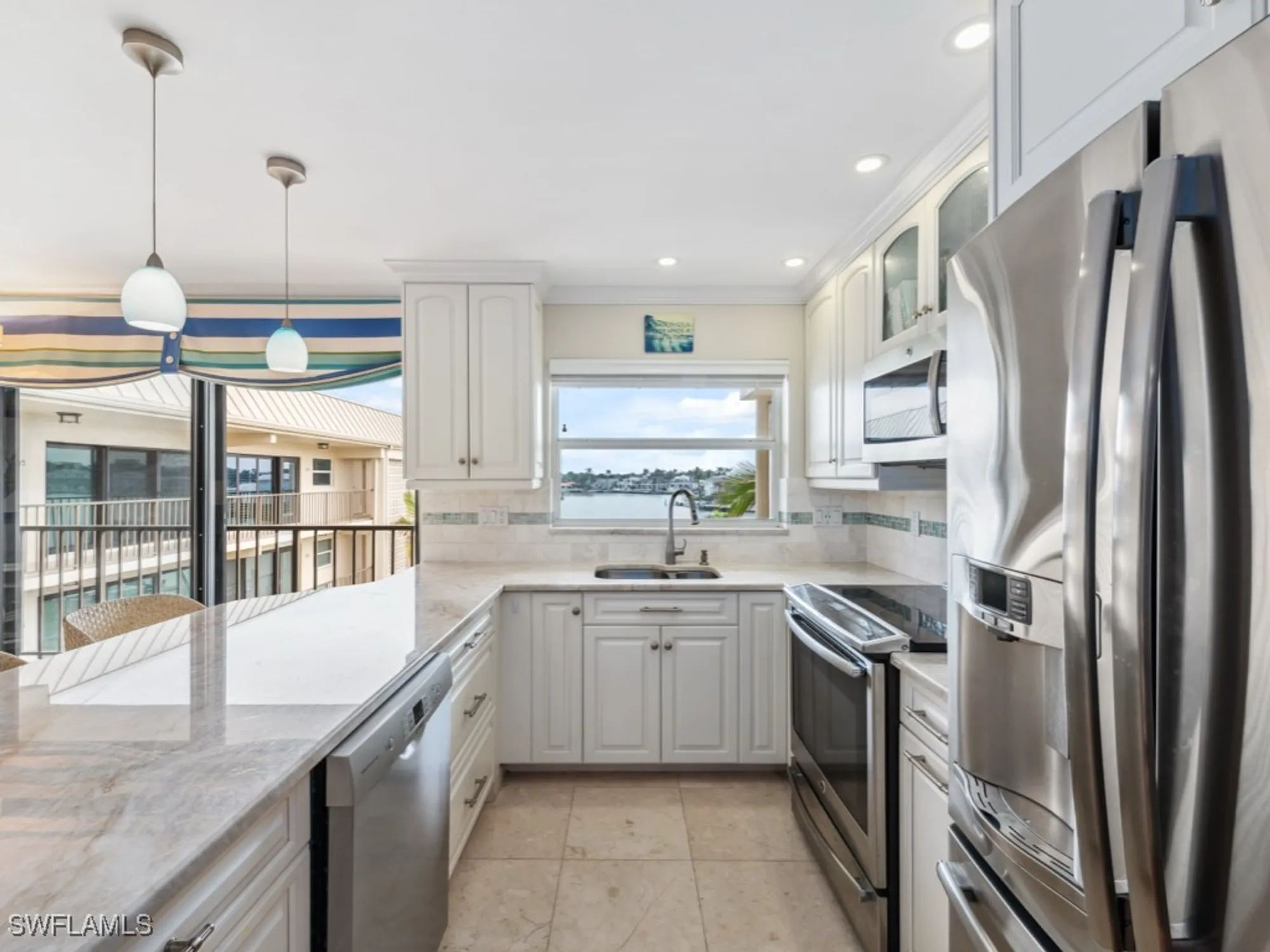 Property Slideshow image 6 of 29 | 3200 gulf shore blvd n apt 407, Naples, FL, 34103