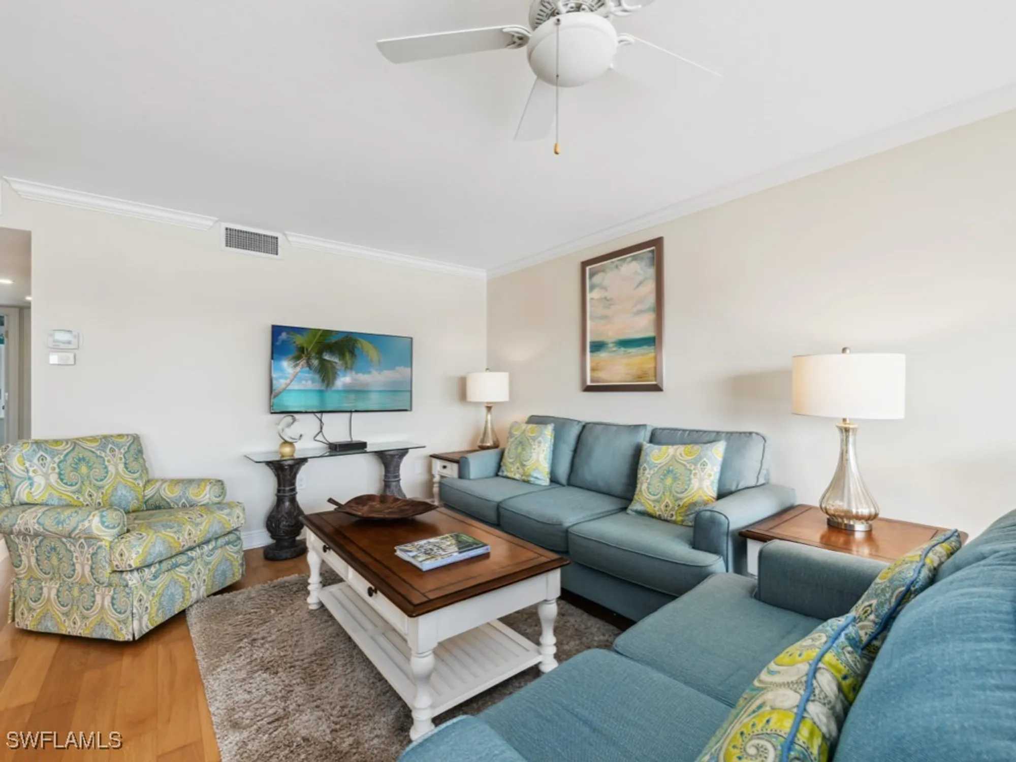 Property Slideshow image 8 of 29 | 3200 gulf shore blvd n apt 407, Naples, FL, 34103