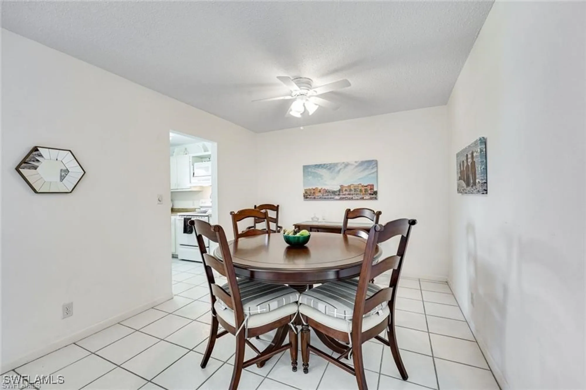 Property Slideshow image 12 of 31 | 2000 alamanda dr 206, Naples, FL, 34102