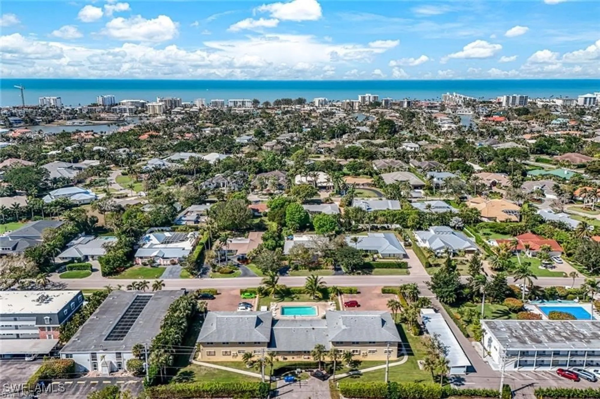 Property Slideshow image 28 of 31 | 2000 alamanda dr 206, Naples, FL, 34102