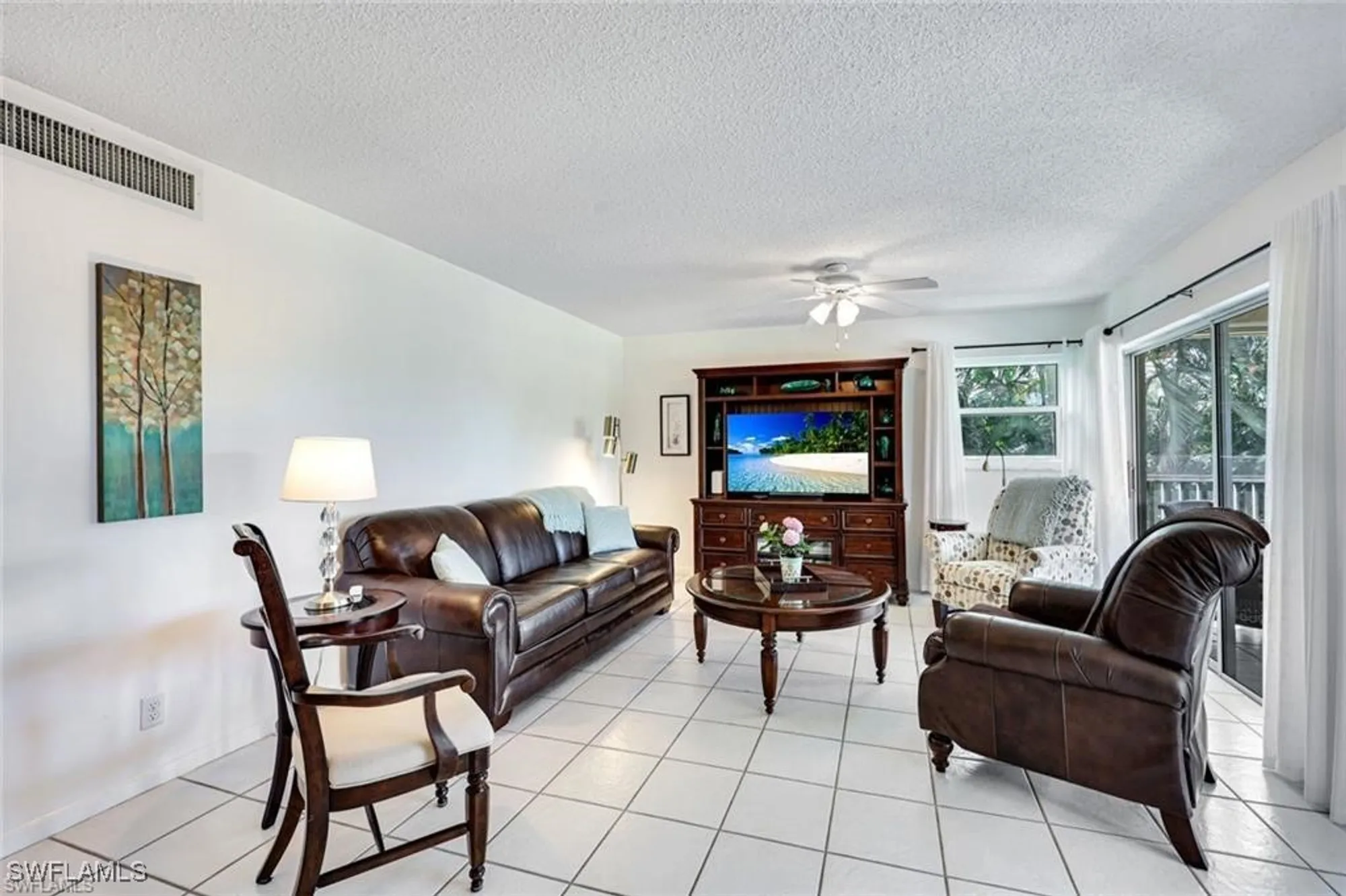Property Slideshow image 6 of 31 | 2000 alamanda dr 206, Naples, FL, 34102