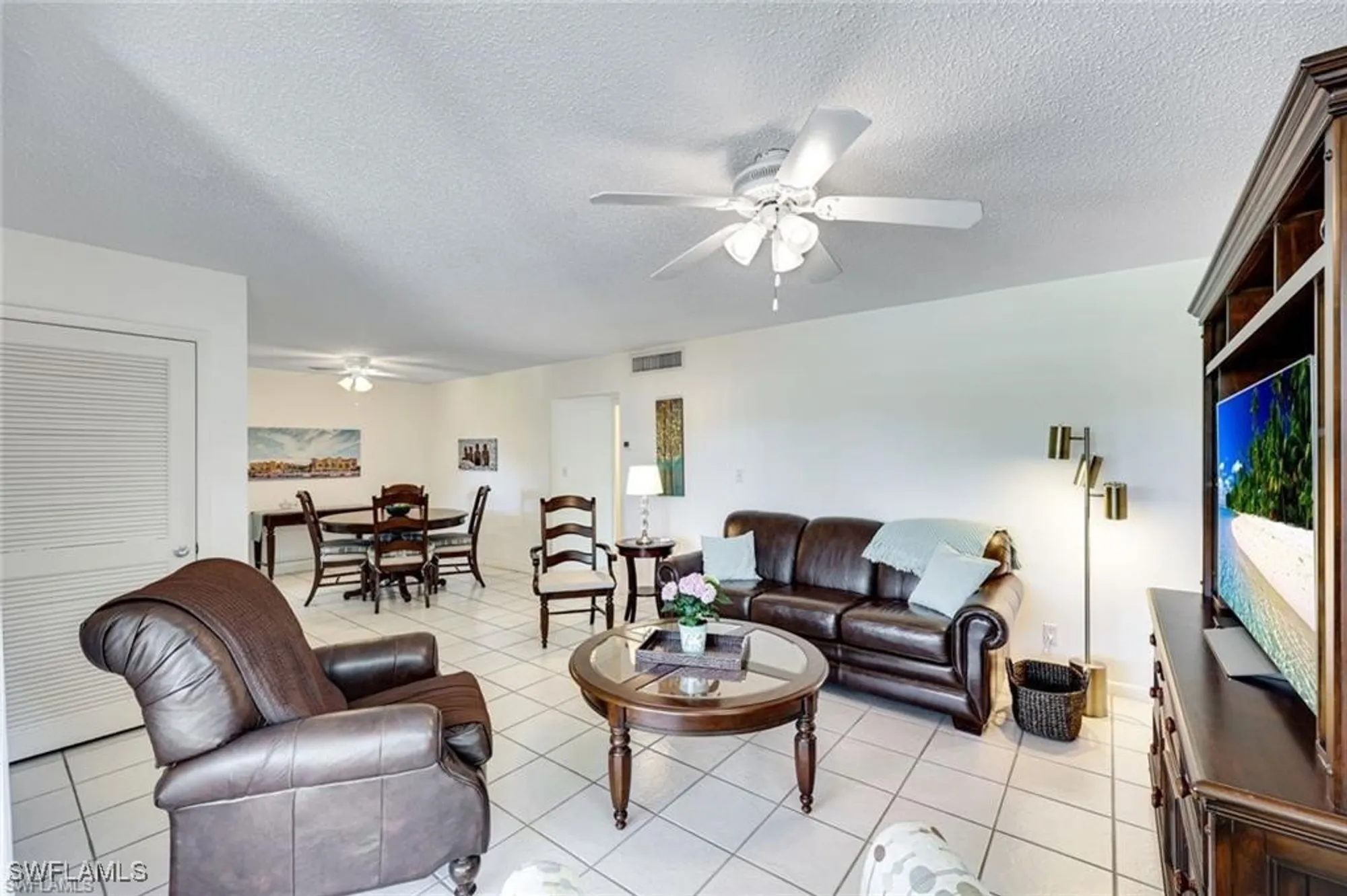 Property Slideshow image 8 of 31 | 2000 alamanda dr 206, Naples, FL, 34102