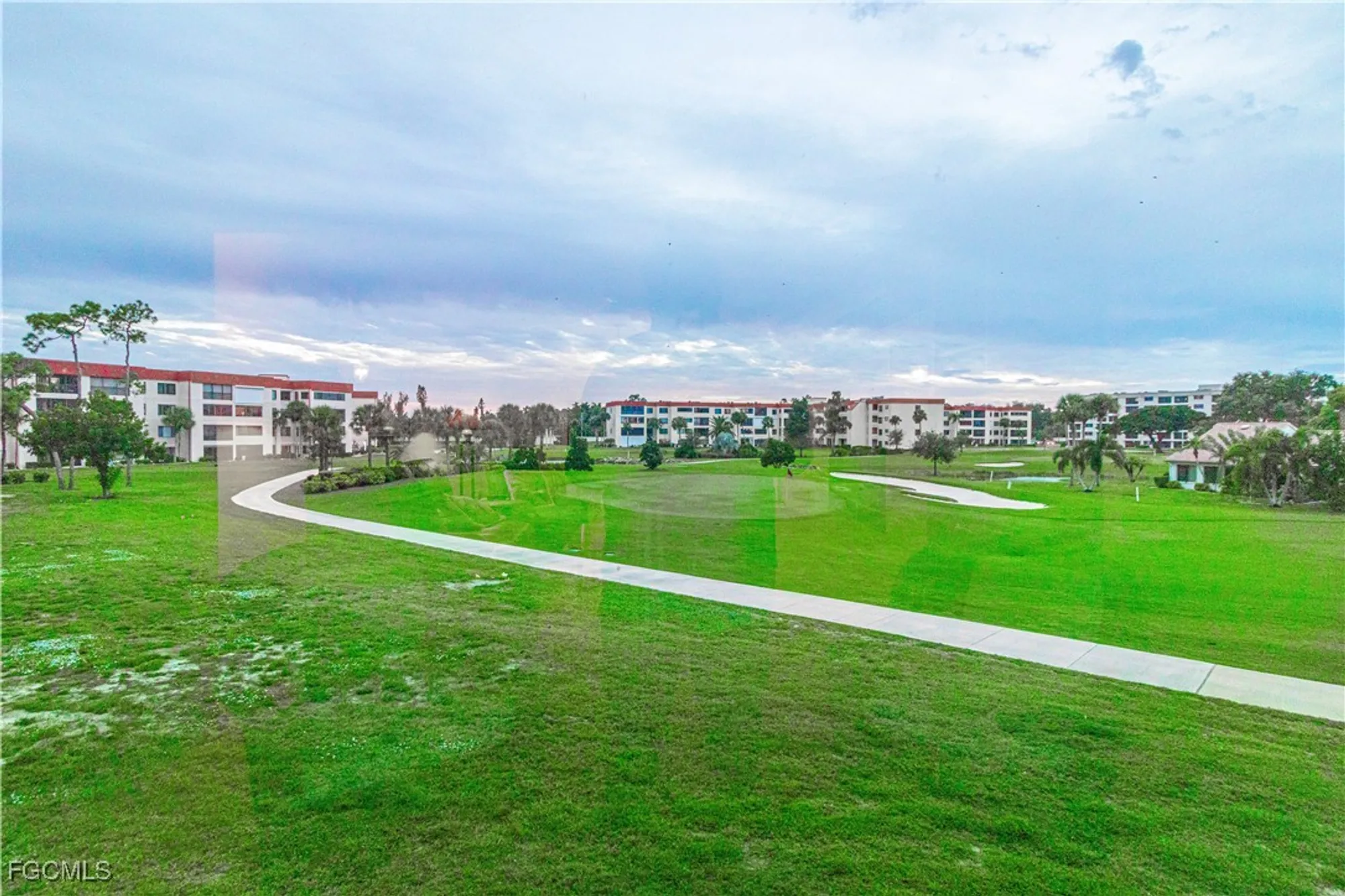 Property Slideshow image 11 of 35 | 1747 pebble beach dr 216, Fort Myers, FL, 33907