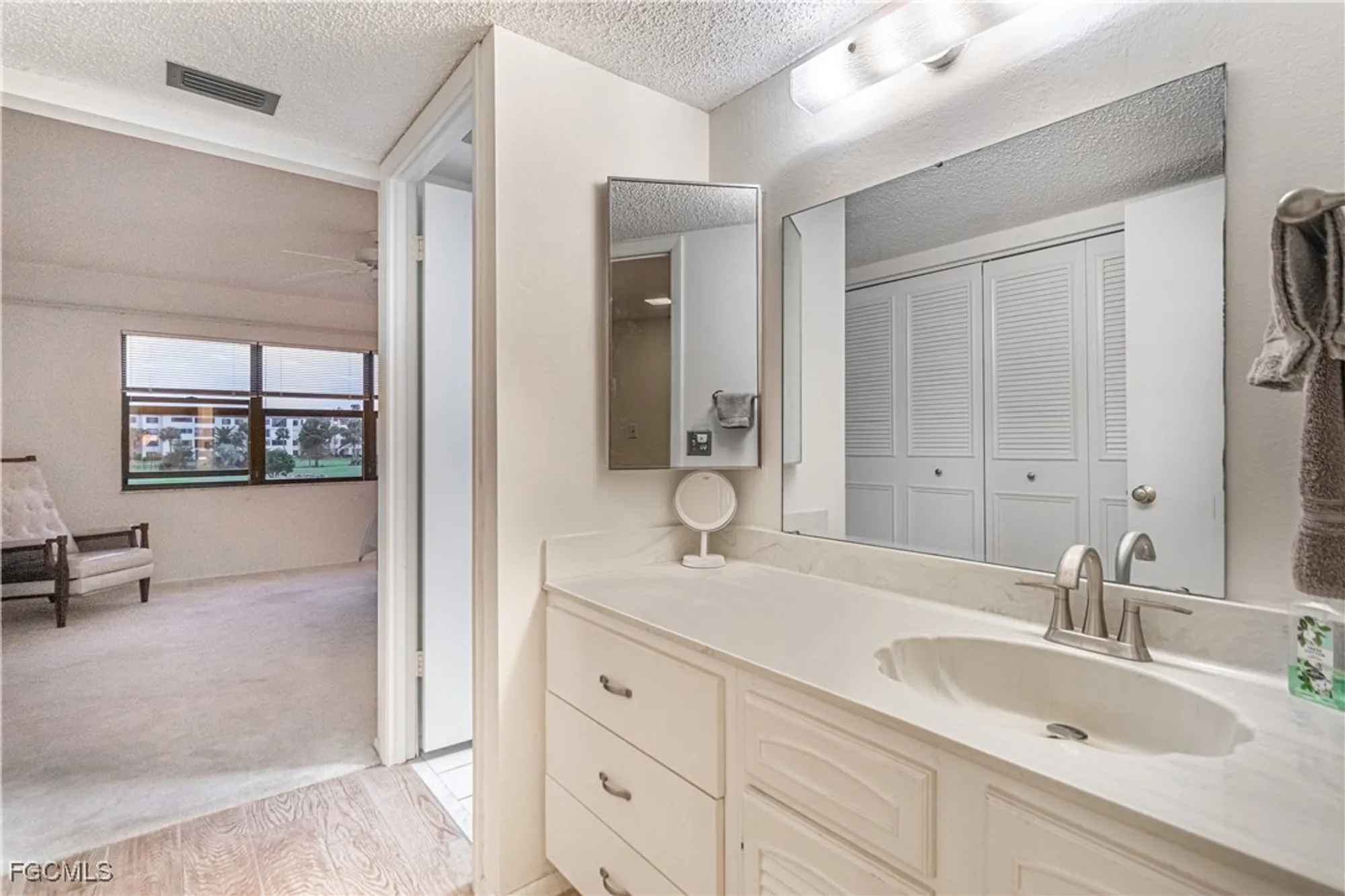 Property Slideshow image 6 of 35 | 1747 pebble beach dr 216, Fort Myers, FL, 33907