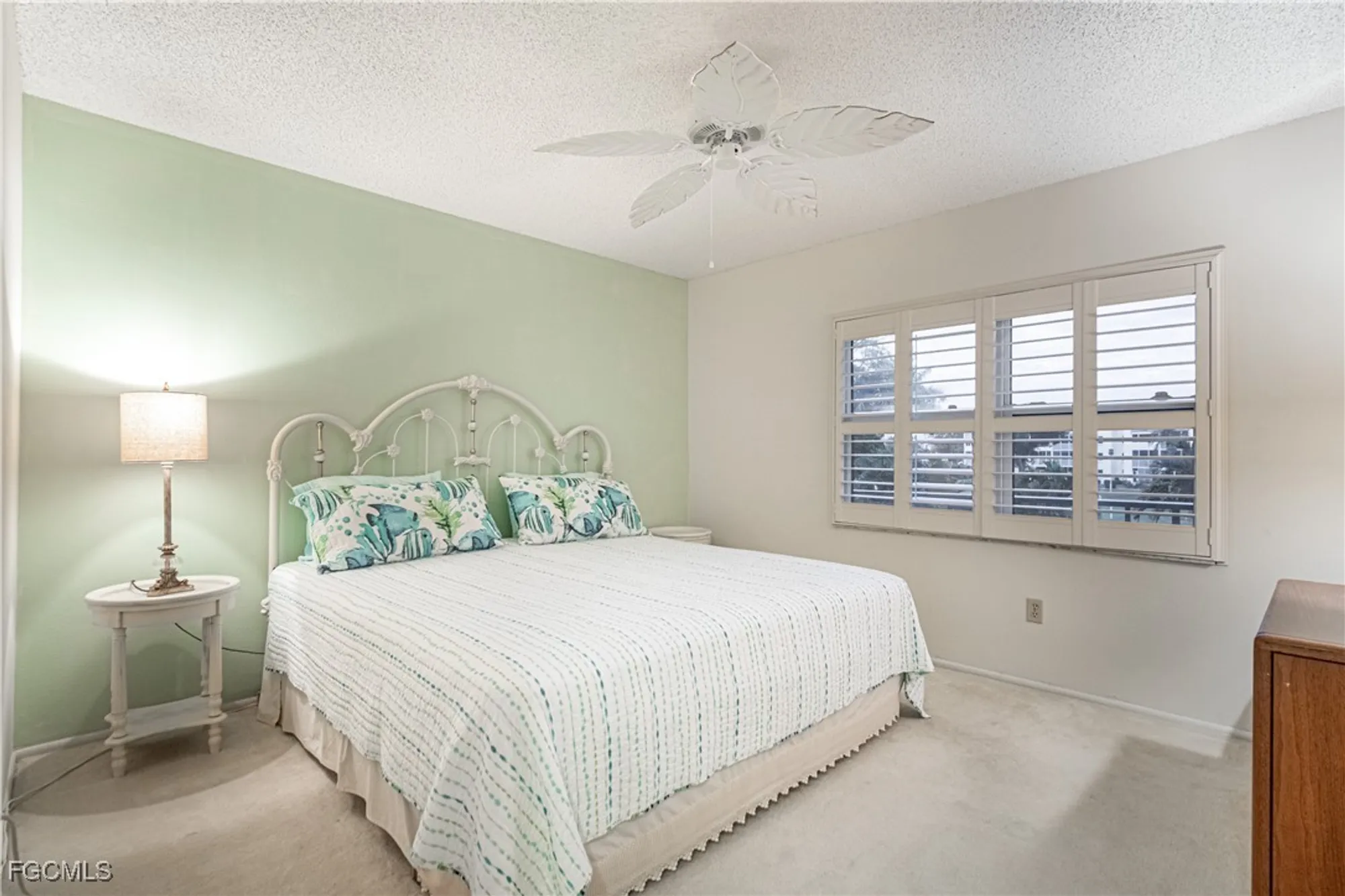 Property Slideshow image 9 of 35 | 1747 pebble beach dr 216, Fort Myers, FL, 33907