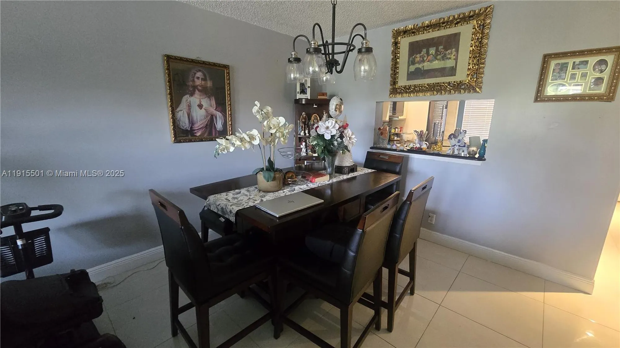 Property Slideshow image 2 of 22 | 12500 sw 5th ct 307m, Pembroke Pines, FL, 33027