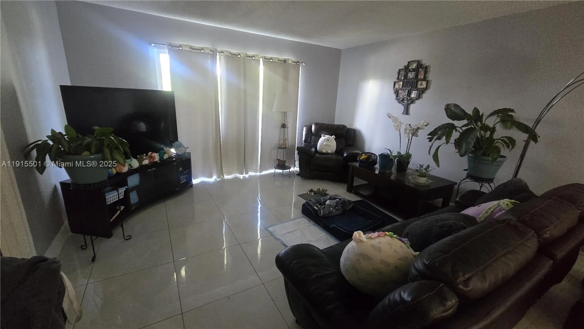 Property Slideshow image 9 of 22 | 12500 sw 5th ct 307m, Pembroke Pines, FL, 33027