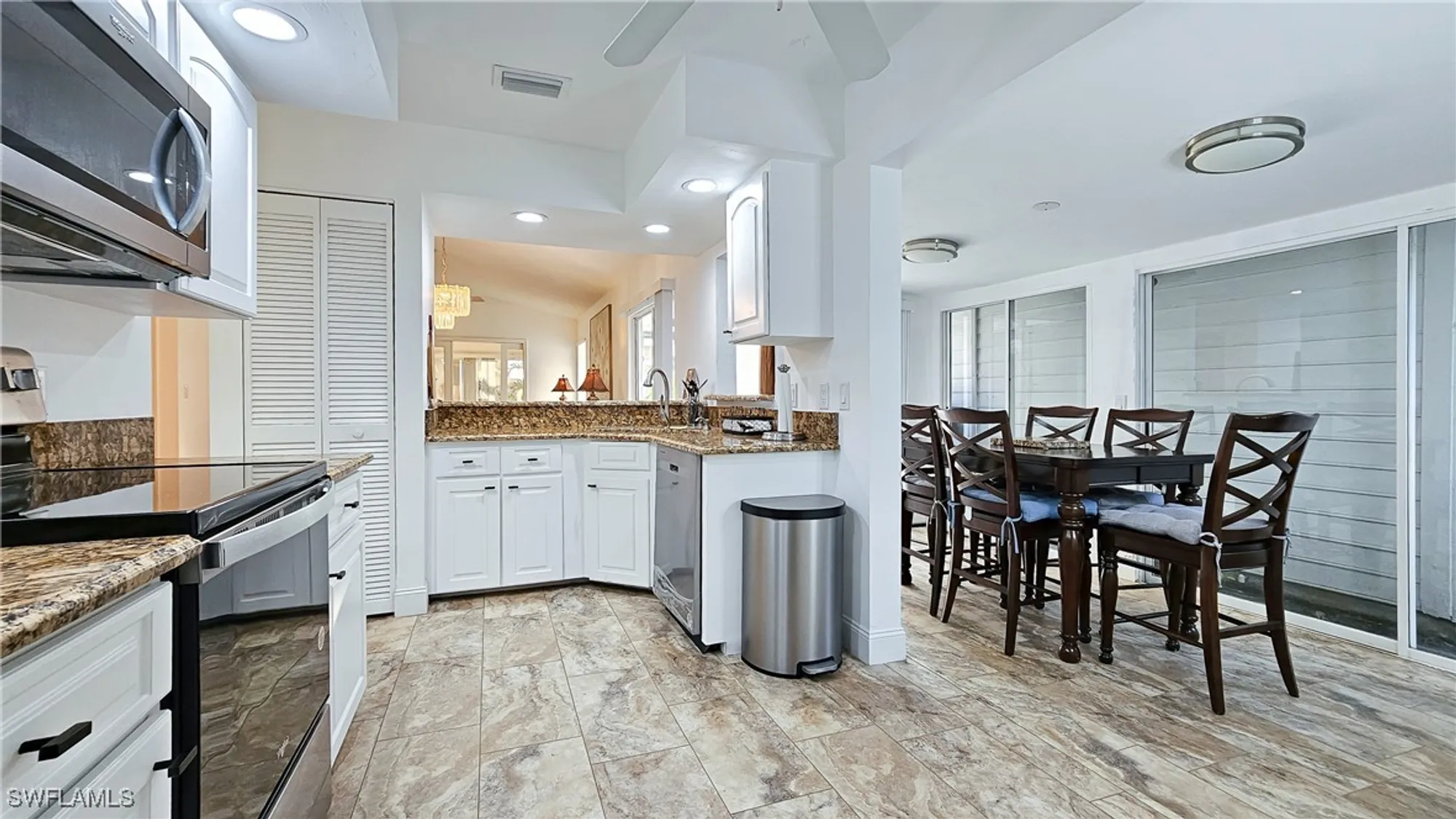Property Slideshow image 13 of 50 | 14805 crooked pond ct, Fort Myers, FL, 33908