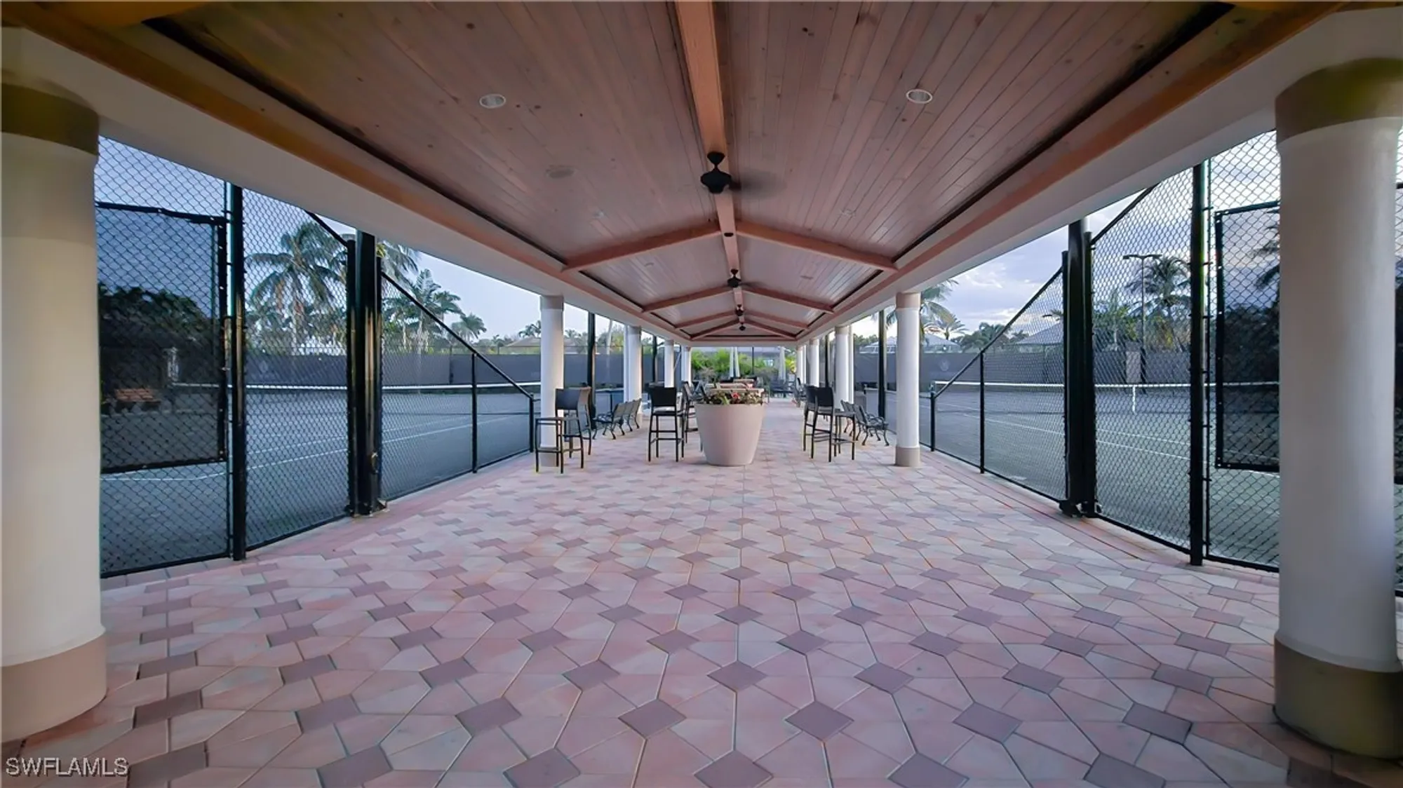 Property Slideshow image 28 of 50 | 14805 crooked pond ct, Fort Myers, FL, 33908