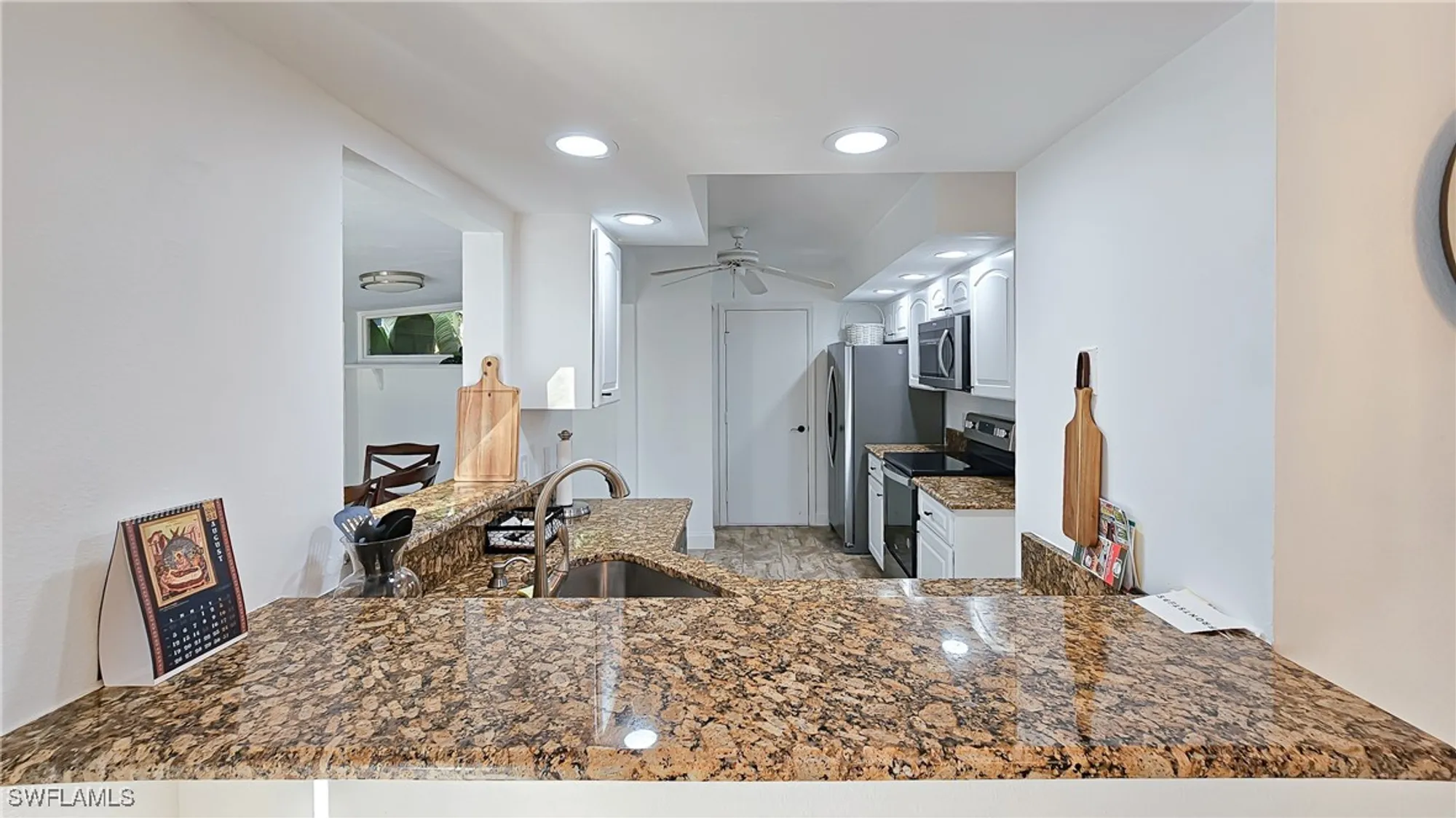 Property Slideshow image 33 of 50 | 14805 crooked pond ct, Fort Myers, FL, 33908