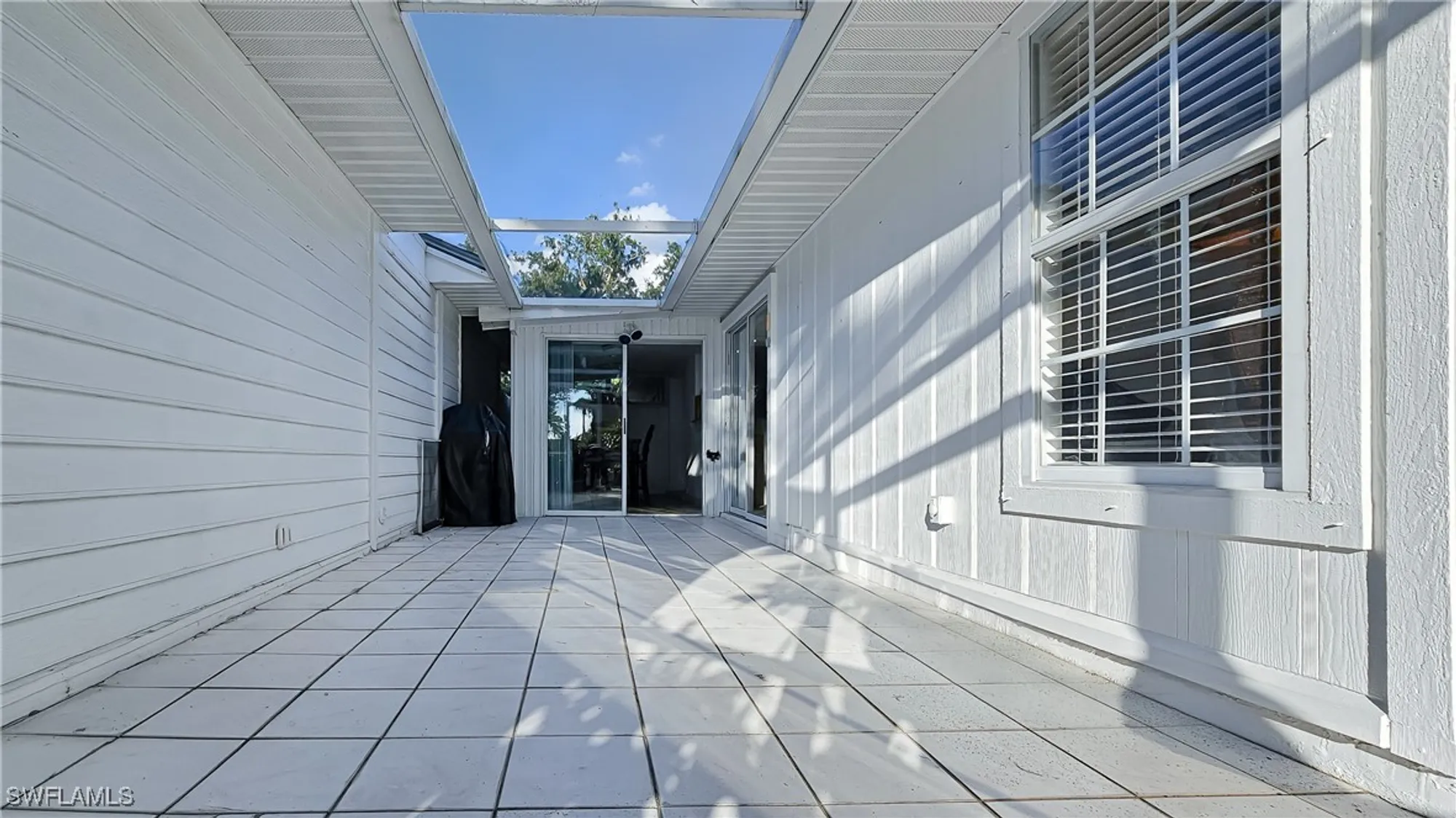 Property Slideshow image 46 of 50 | 14805 crooked pond ct, Fort Myers, FL, 33908